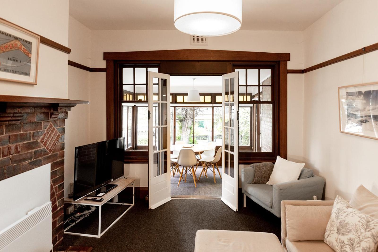 Buckley's Rest - 2 Bdrm Apartment in Battery Point