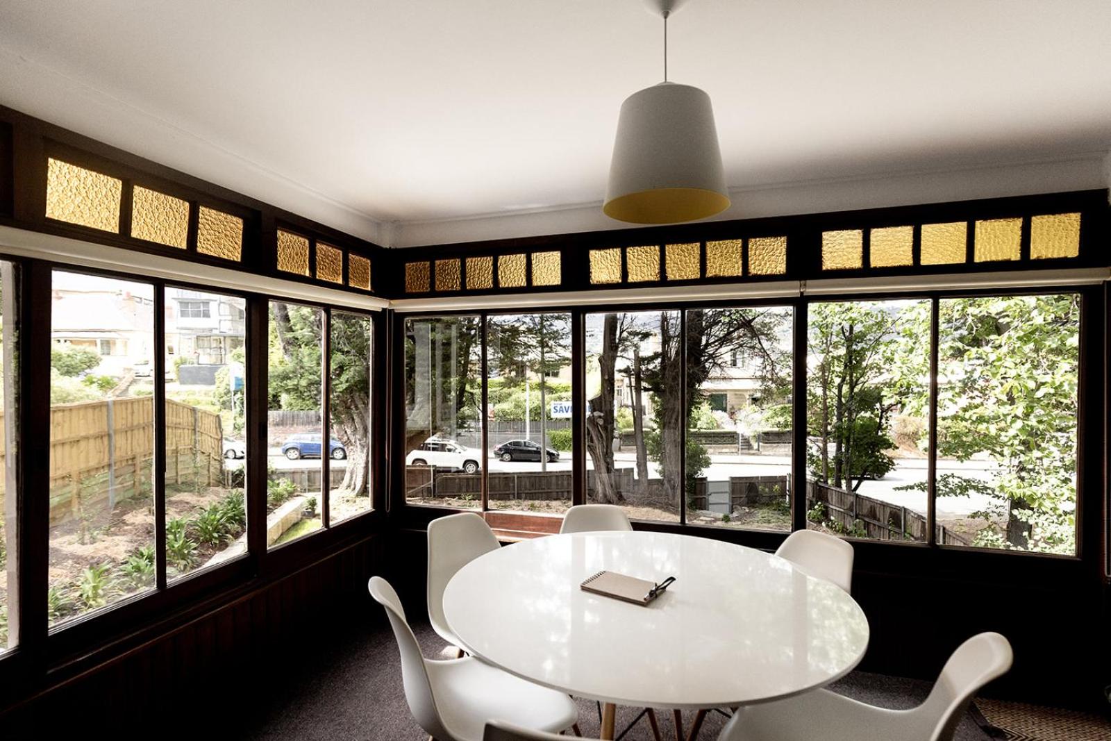 Buckley's Rest - 2 Bdrm Apartment in Battery Point