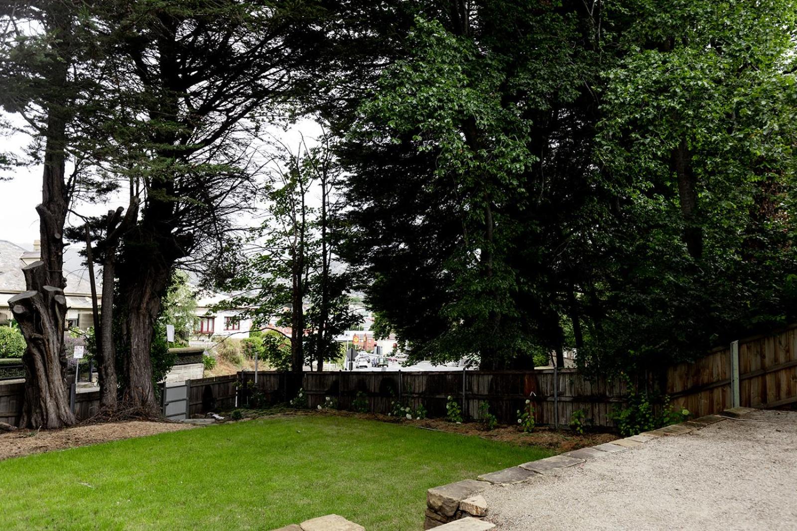 Buckley's Rest - 2 Bdrm Apartment in Battery Point