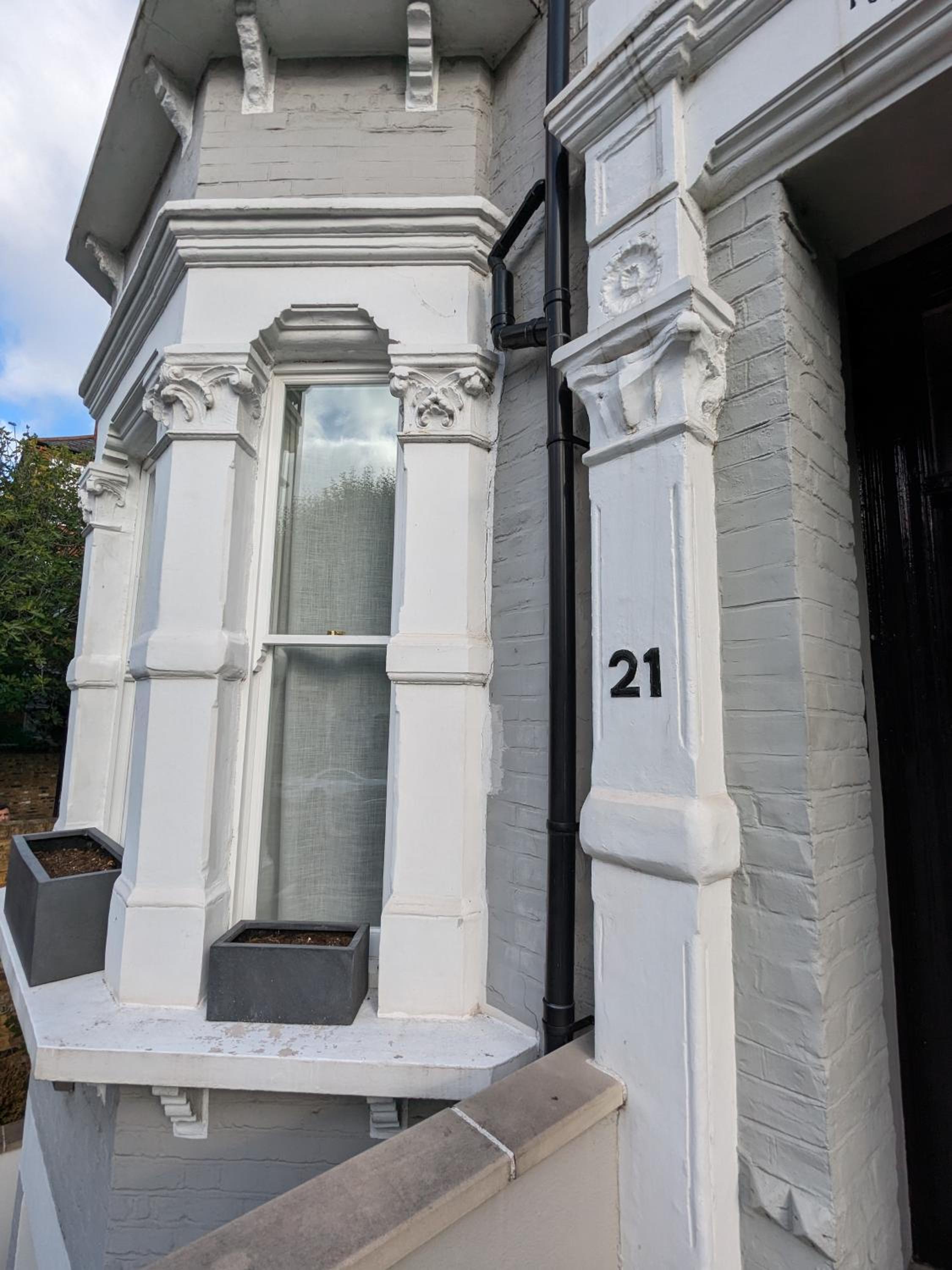 Charming Bright 2-Bed Heritage Flat, Battersea Park, London