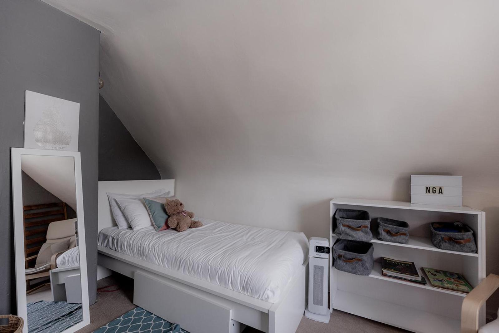 The Cutest Cottage In Town - South Hobart