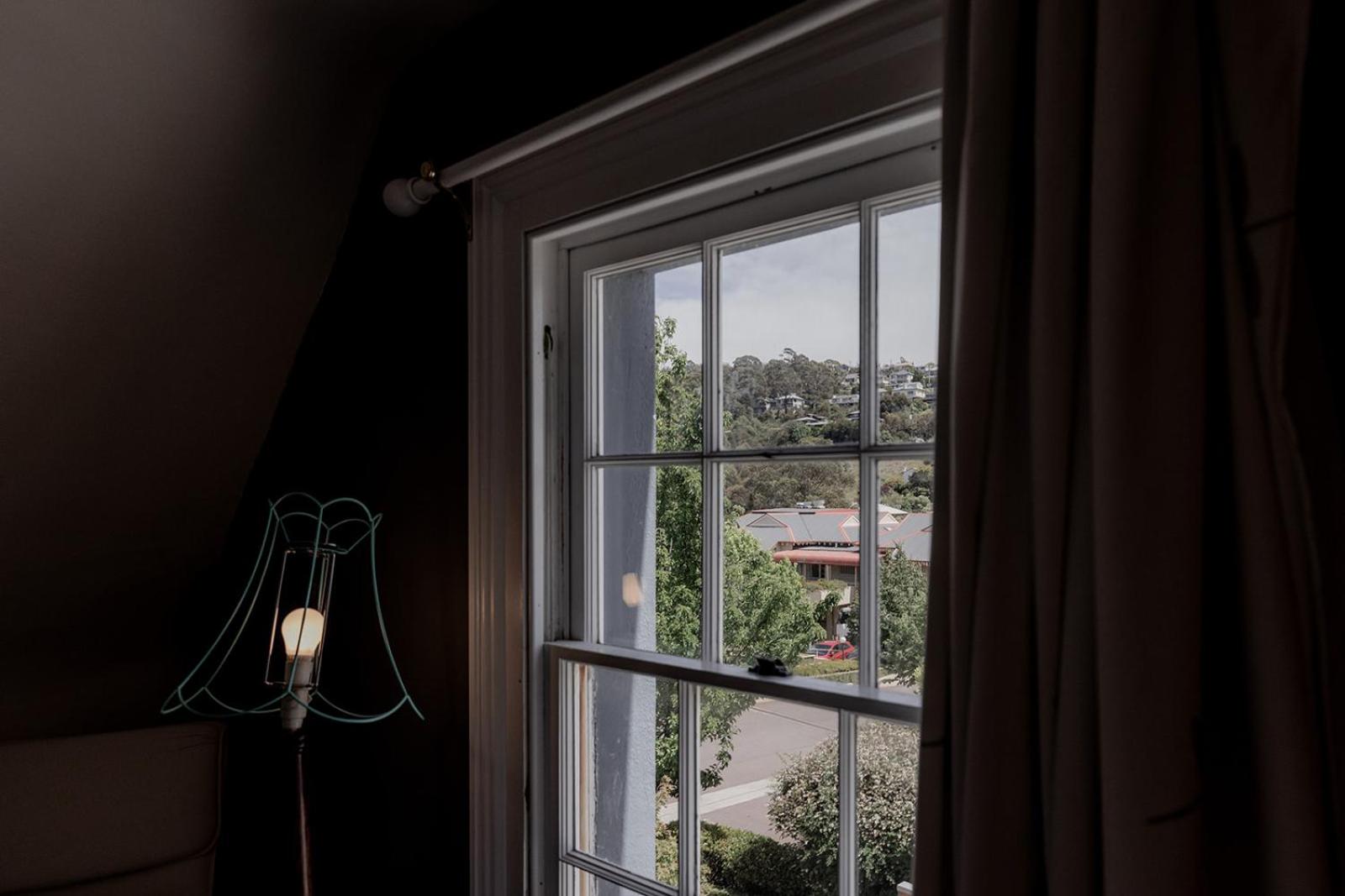 The Cutest Cottage In Town - South Hobart
