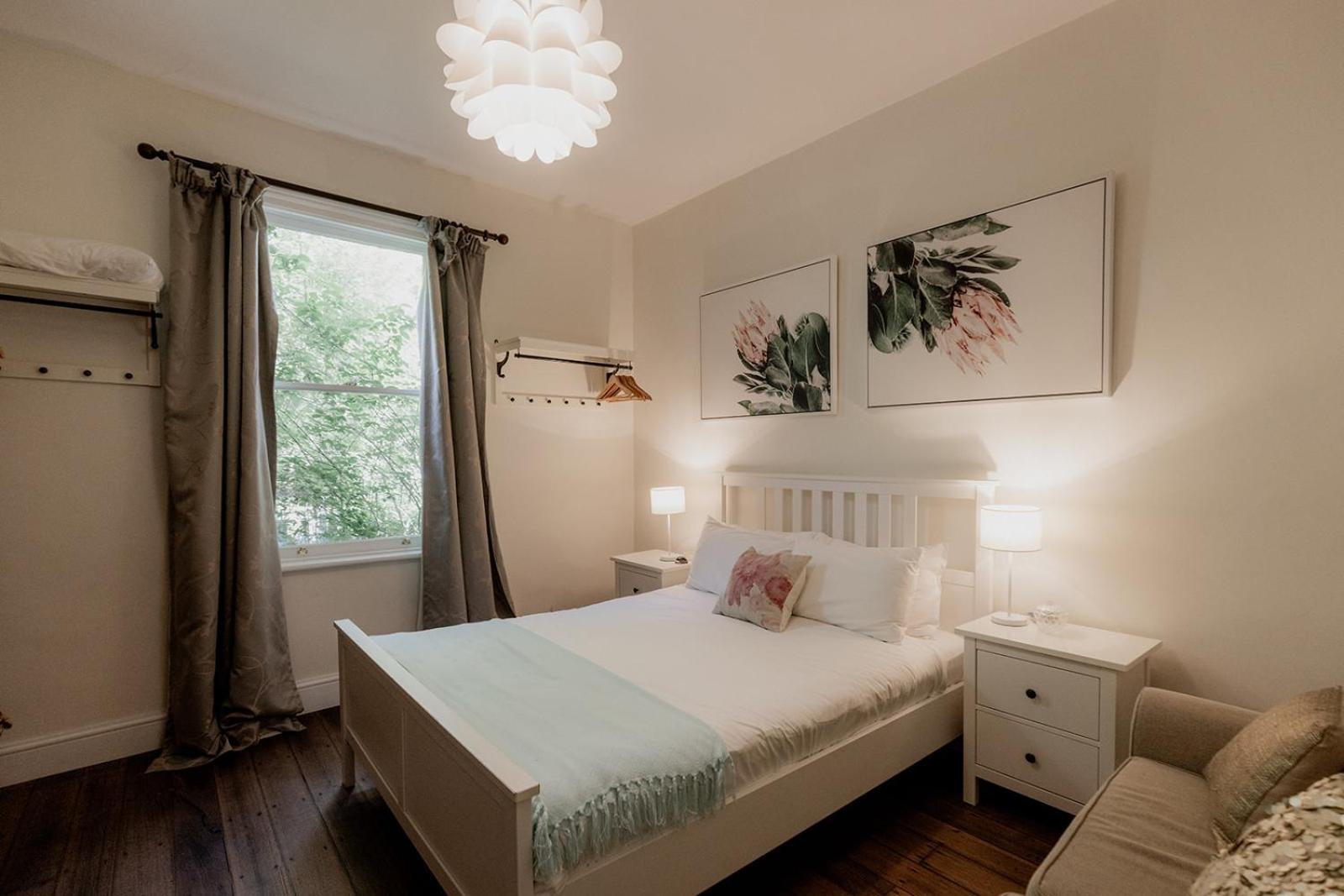The Cutest Cottage In Town - South Hobart