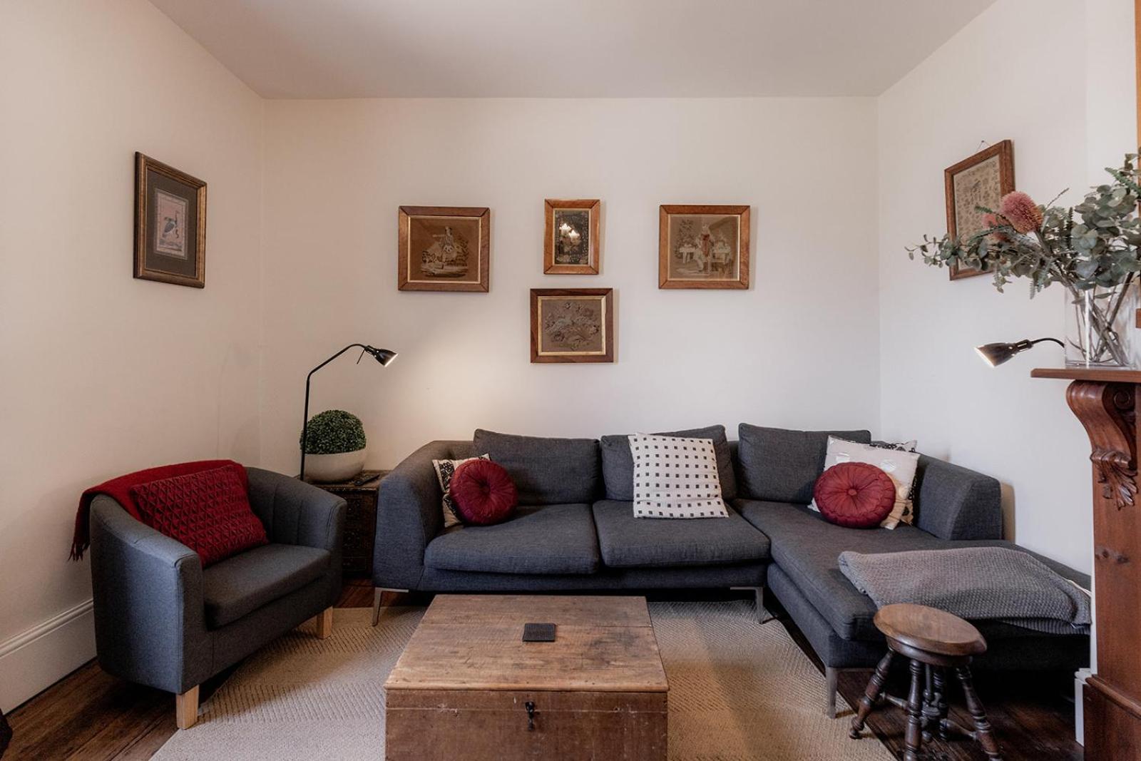 The Cutest Cottage In Town - South Hobart