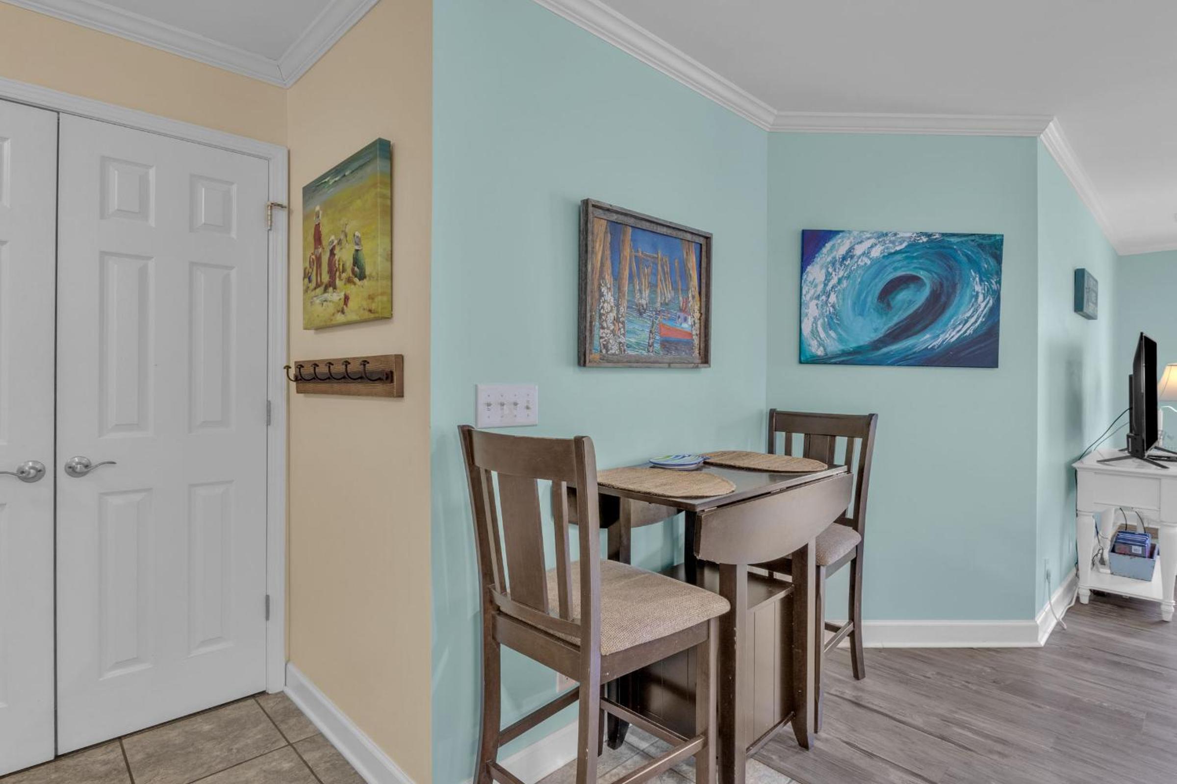 Pennys Place by Oak Island Accommodations