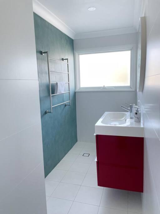 NINE at Berowra Waters, luxury waterfront with hot tub