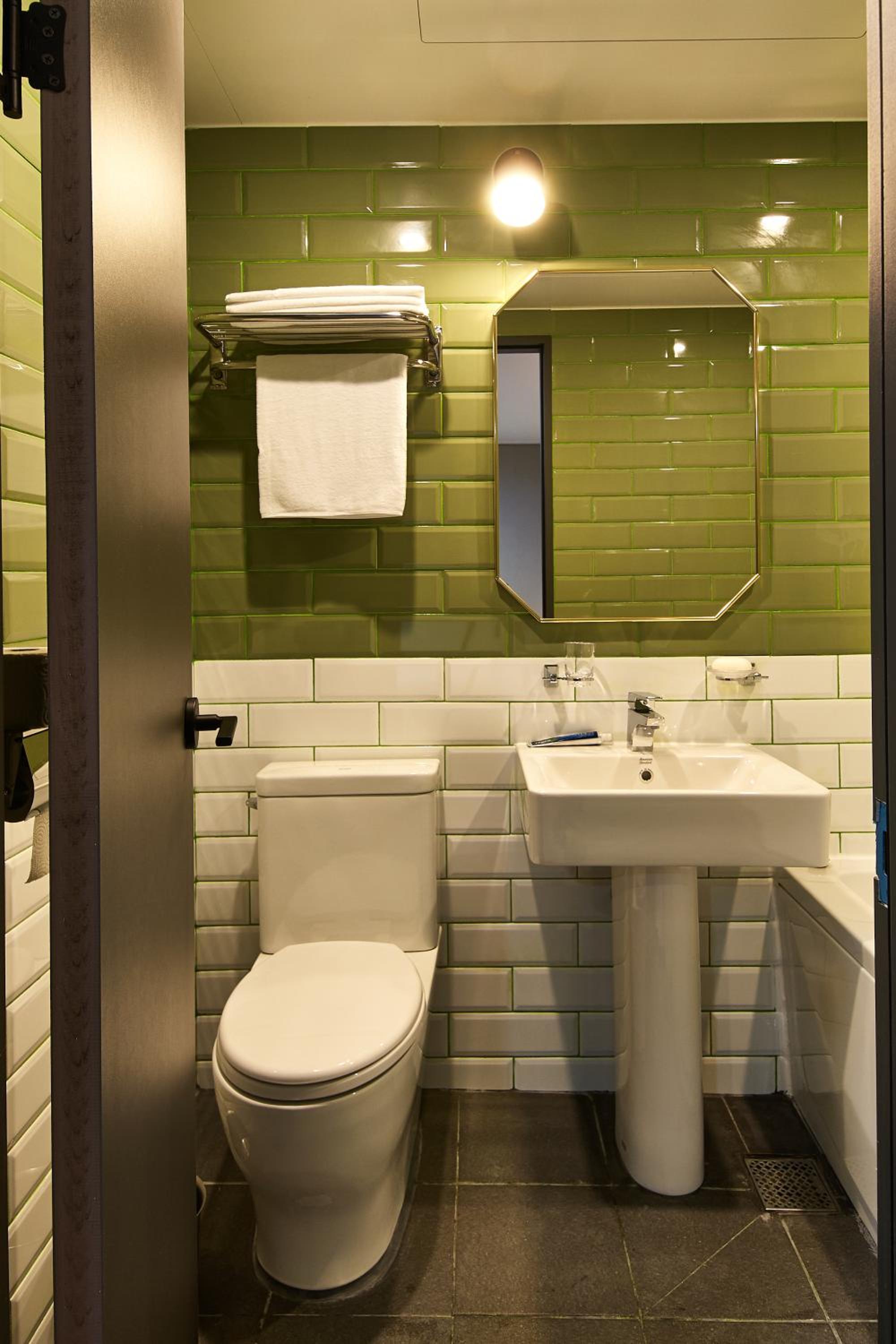 Sinchon Anytime hotel