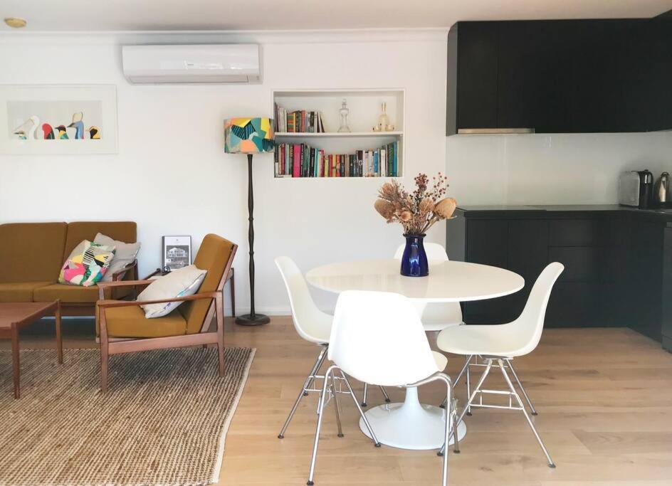 NINE at Berowra Waters, luxury waterfront with hot tub