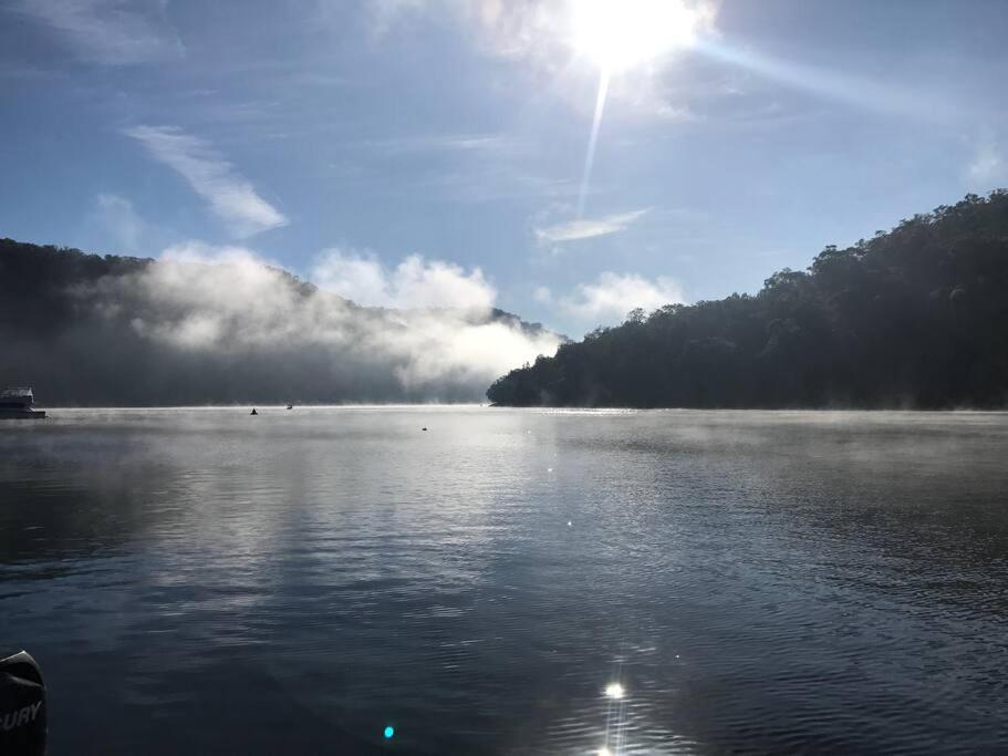 NINE at Berowra Waters, luxury waterfront with hot tub