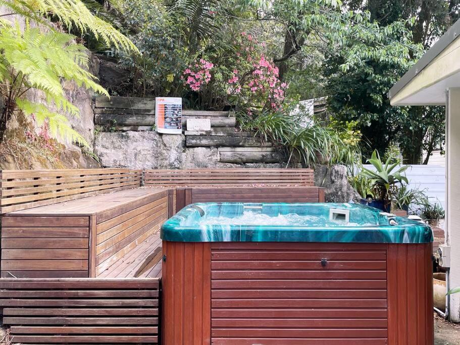 NINE at Berowra Waters, luxury waterfront with hot tub