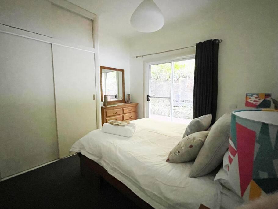 NINE at Berowra Waters, luxury waterfront with hot tub