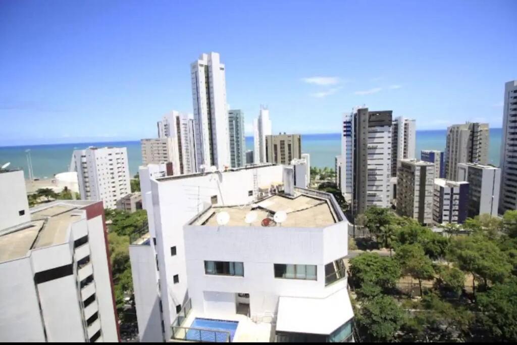 Apto com vista para o mar de Boa Viagem