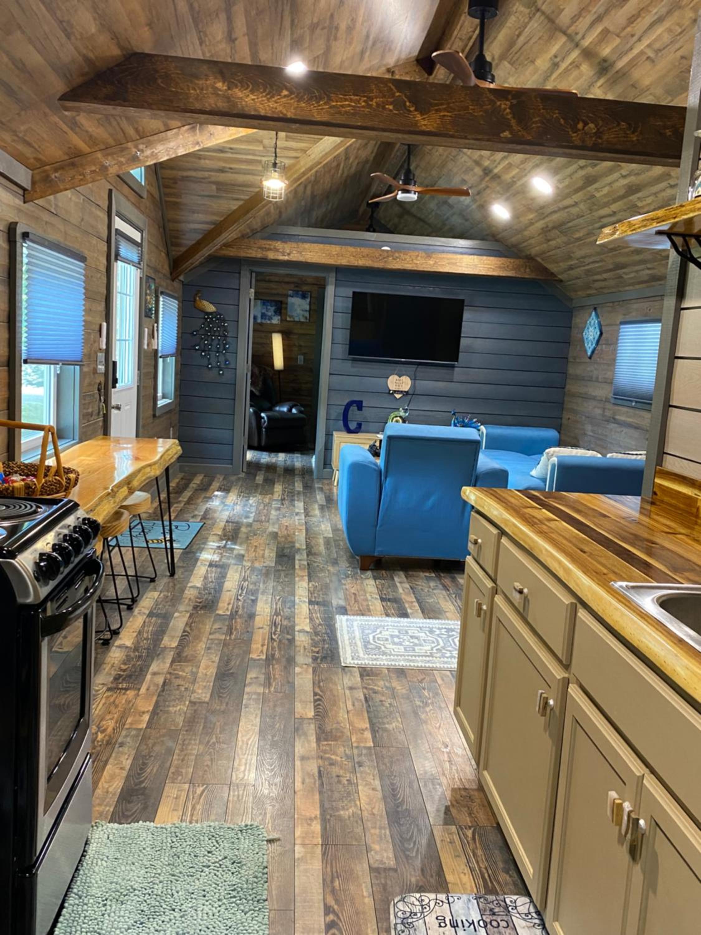 Carlton Cabin at Lake of Egypt 500 Sq Ft - Property Image 61
