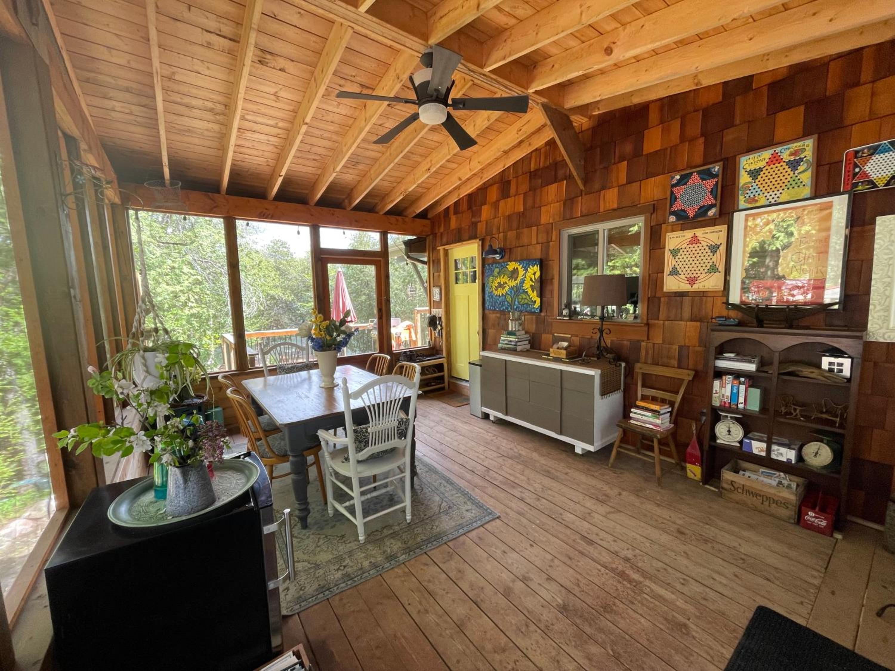 Peaceful Riverside Cottage