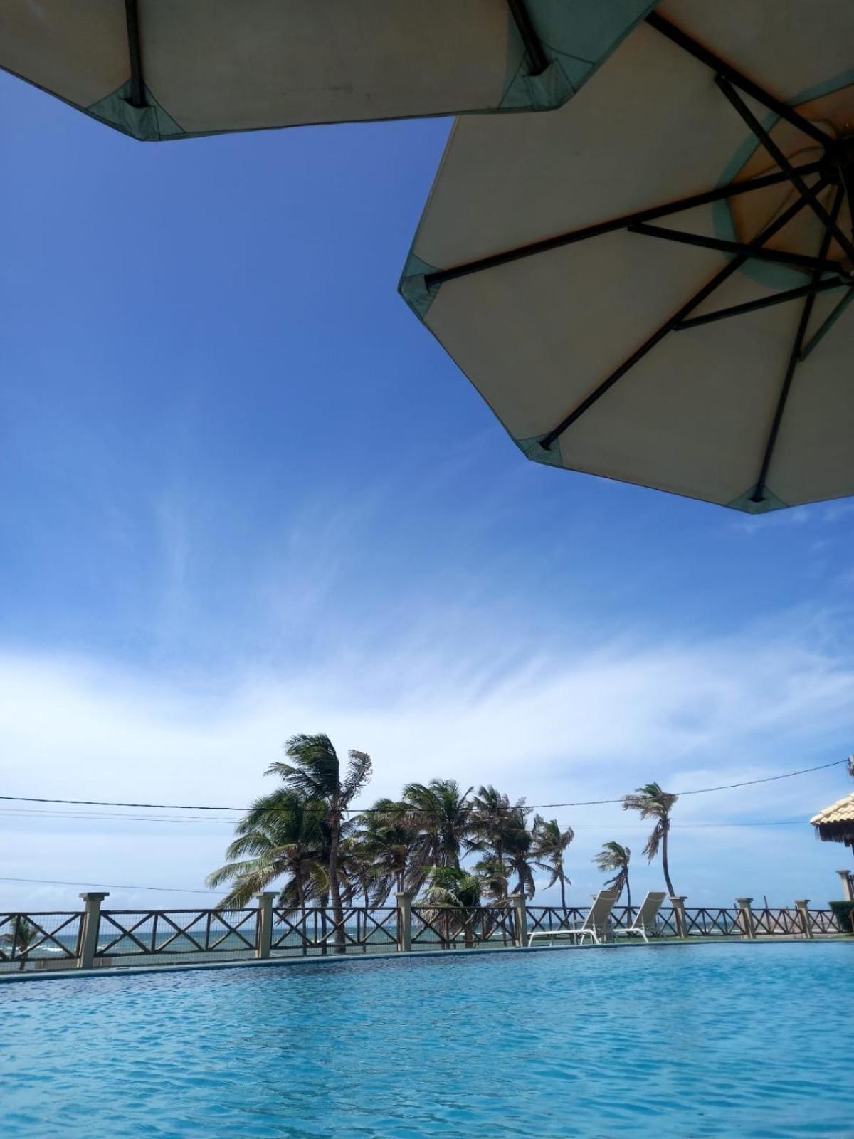 Casa à beira mar em frente às piscinas naturais de Flecheiras - CONDOMÍNIO PIER 18
