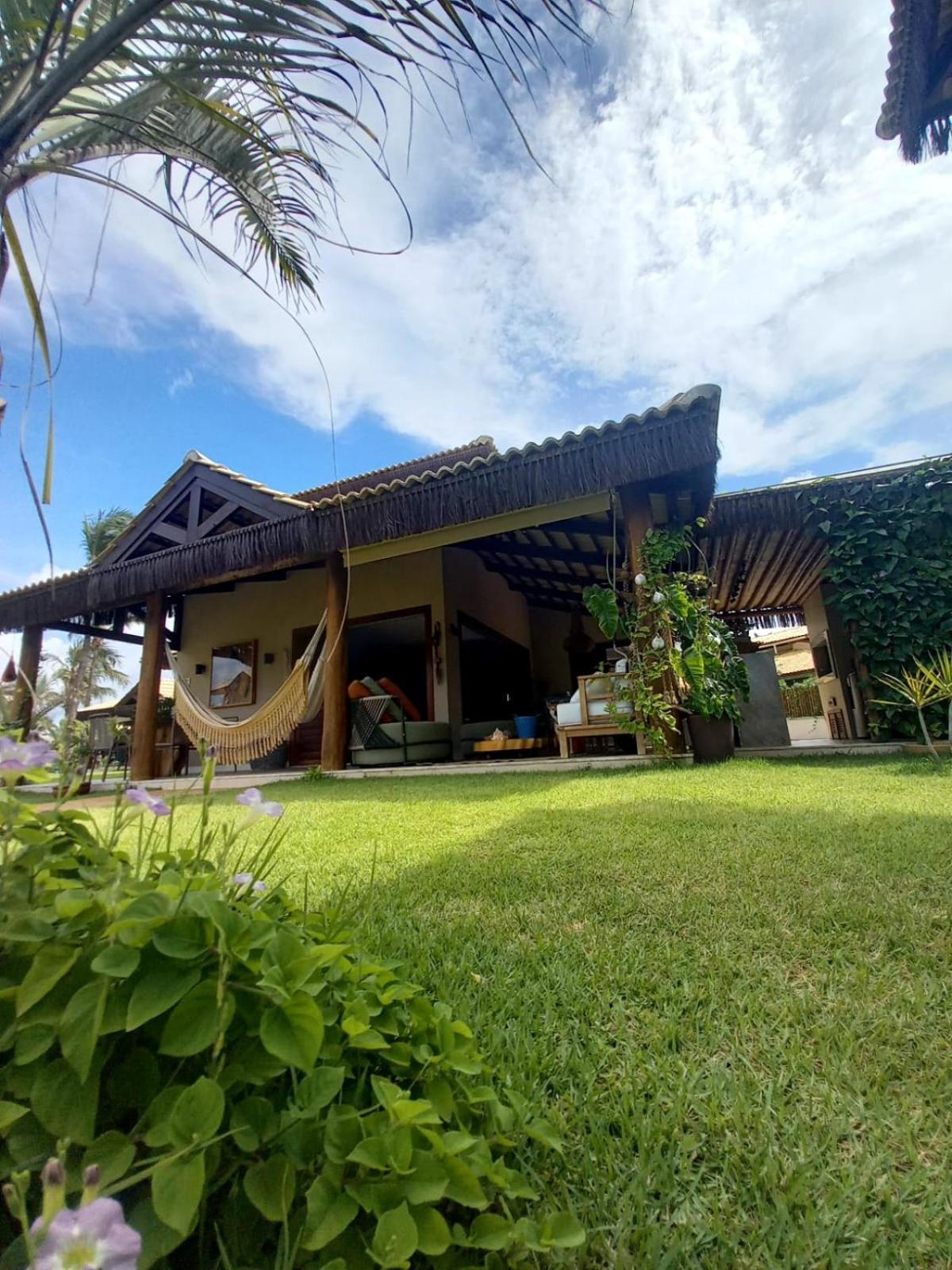 Casa à beira mar em frente às piscinas naturais de Flecheiras - CONDOMÍNIO PIER 18