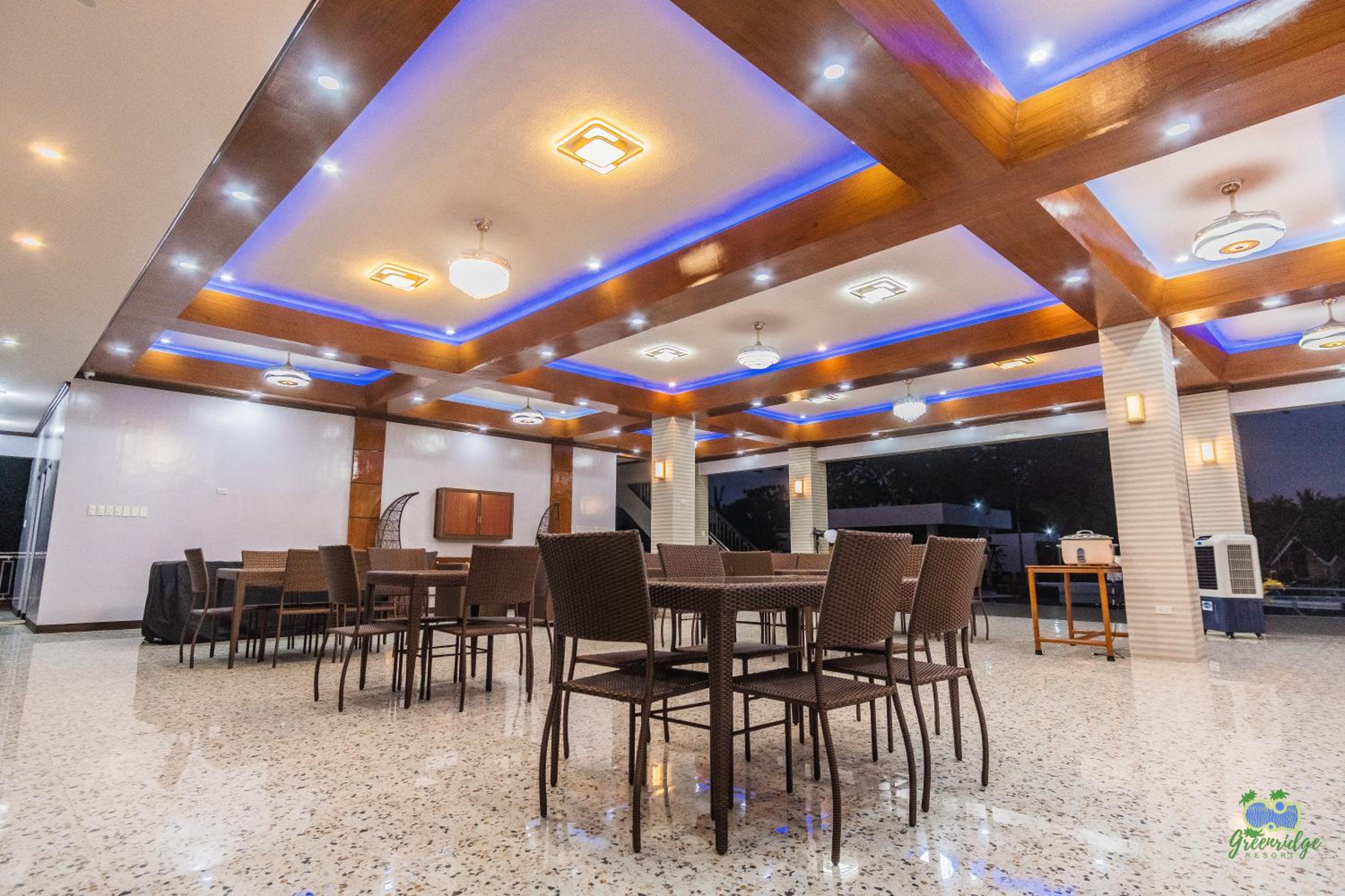 meeting & event spaces