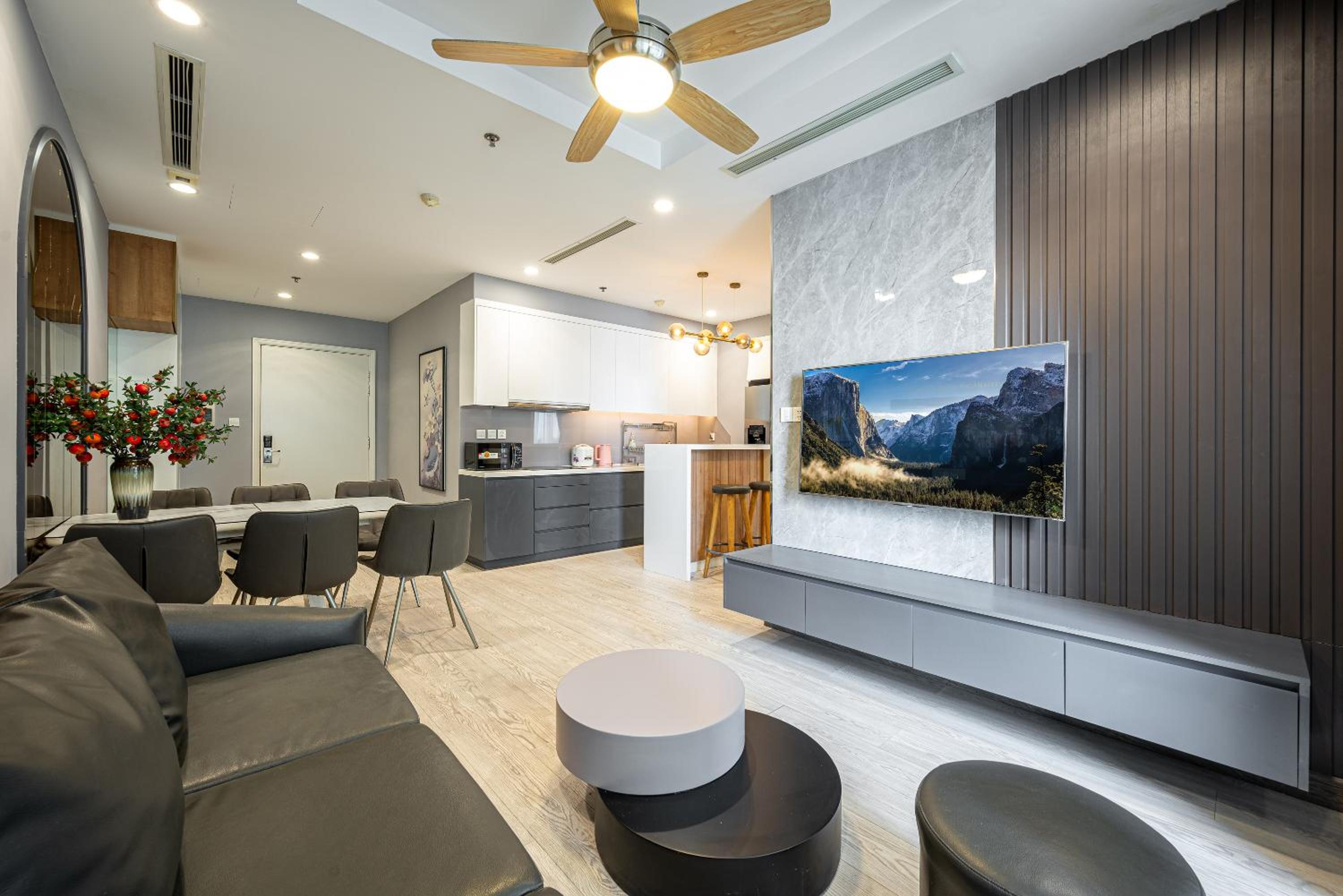 Vinhomes Central Park - PHAN DANG Residences