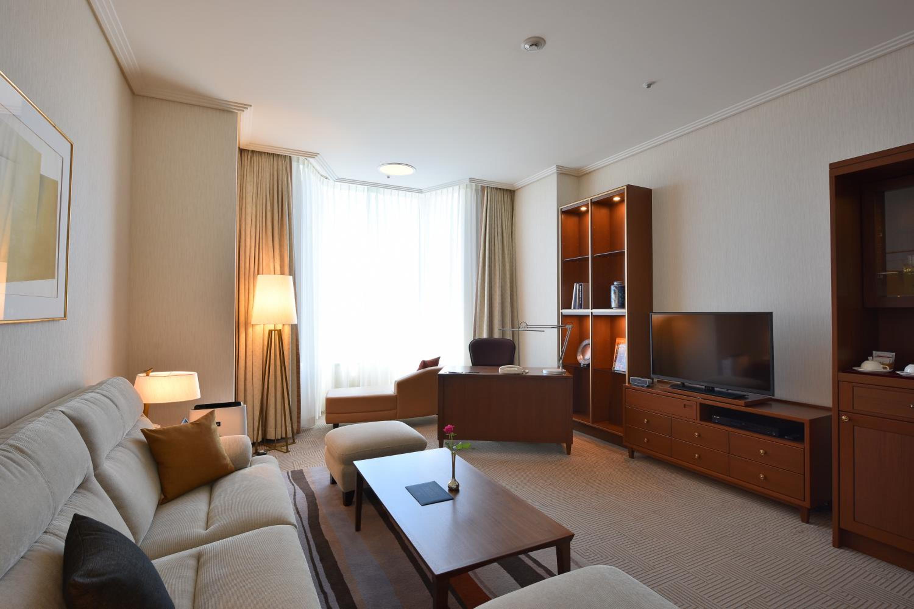 Imperial Hotel, Tokyo 111