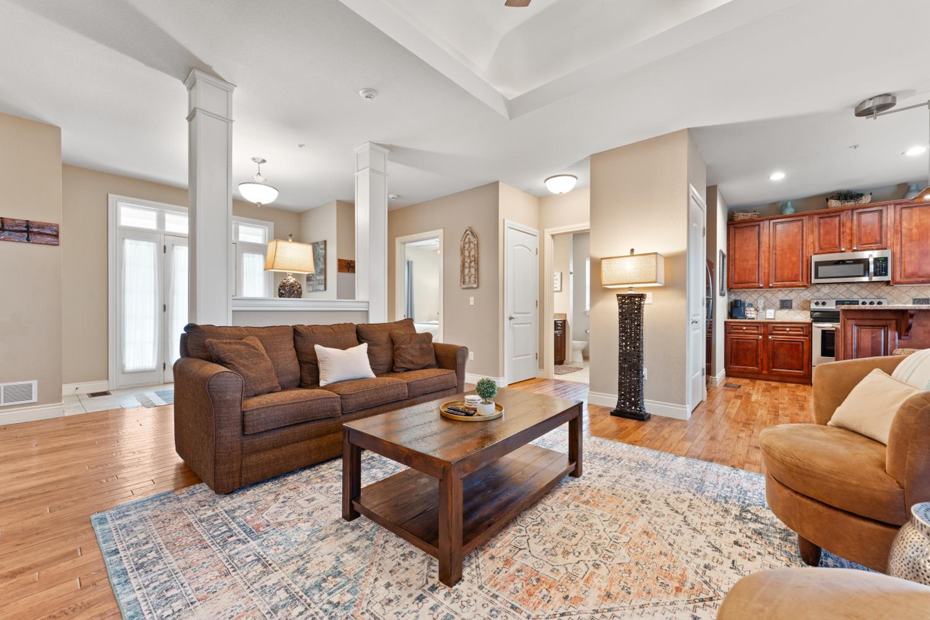 Personal Getaway. Golf Resort Gem. Great Location! view 5