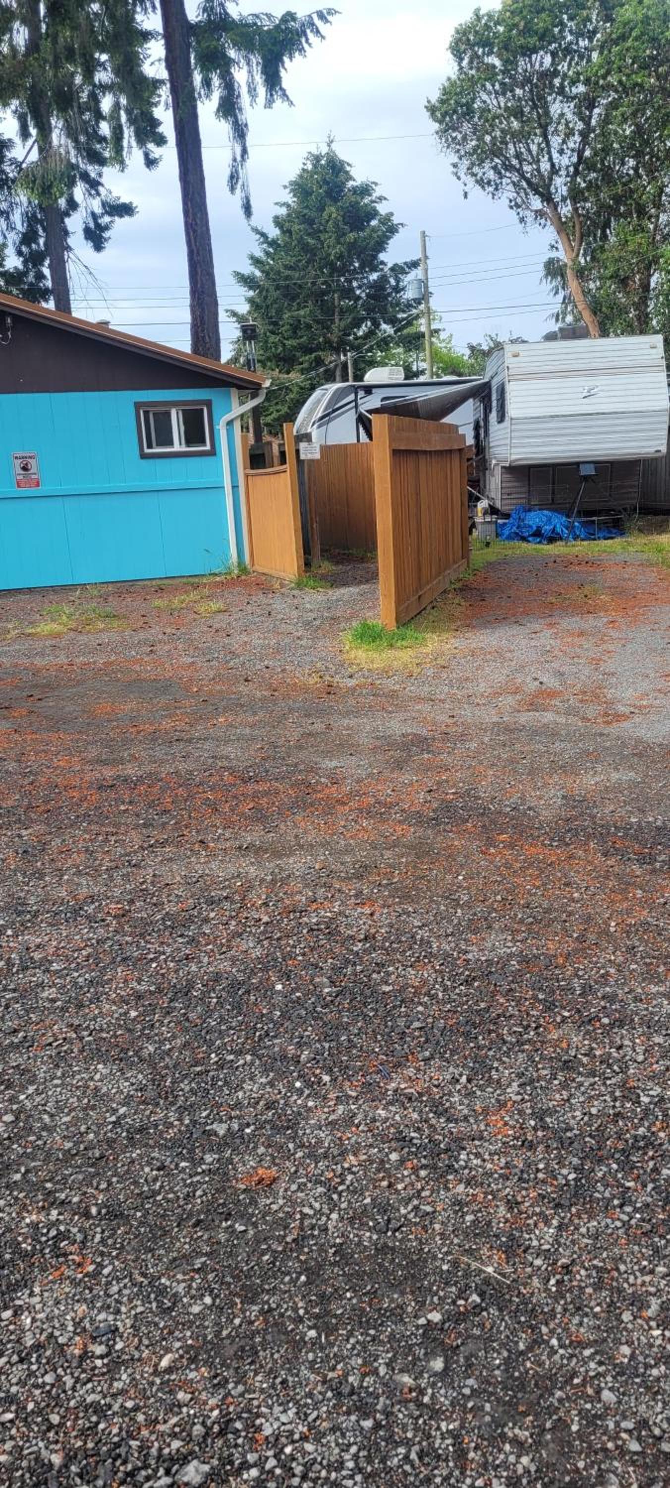 Cute Tiny Home At Park Sands Resort Parksville