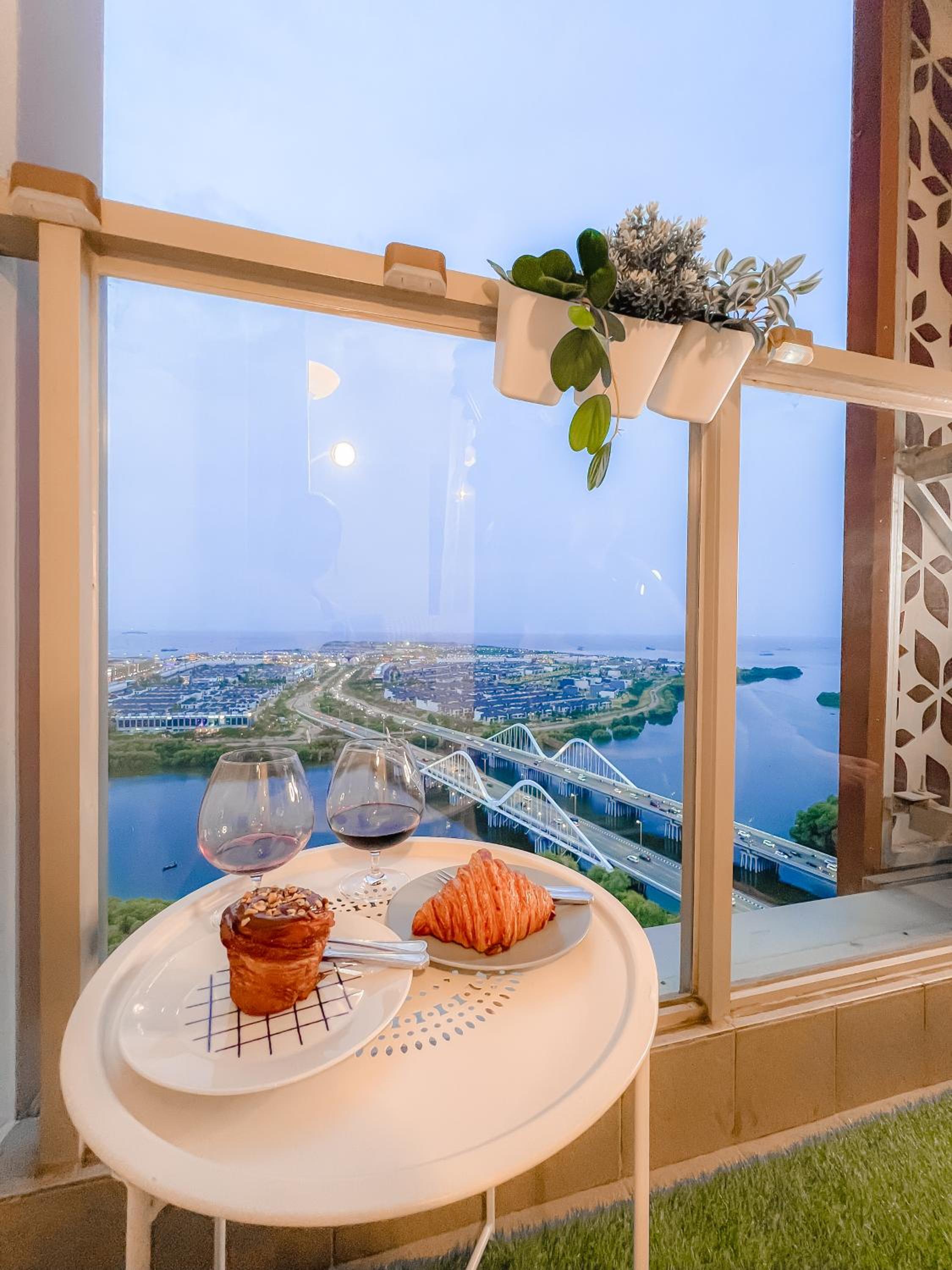 balance & terrace