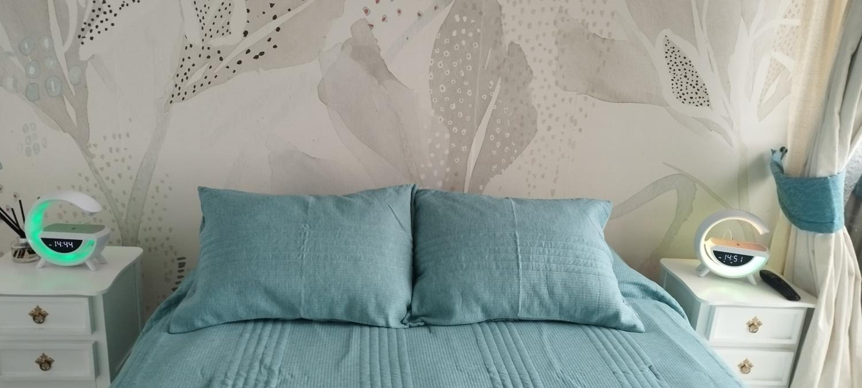 Moderno departamento con dormitorio y terraza con vista al mar y parrilla en Reñaca