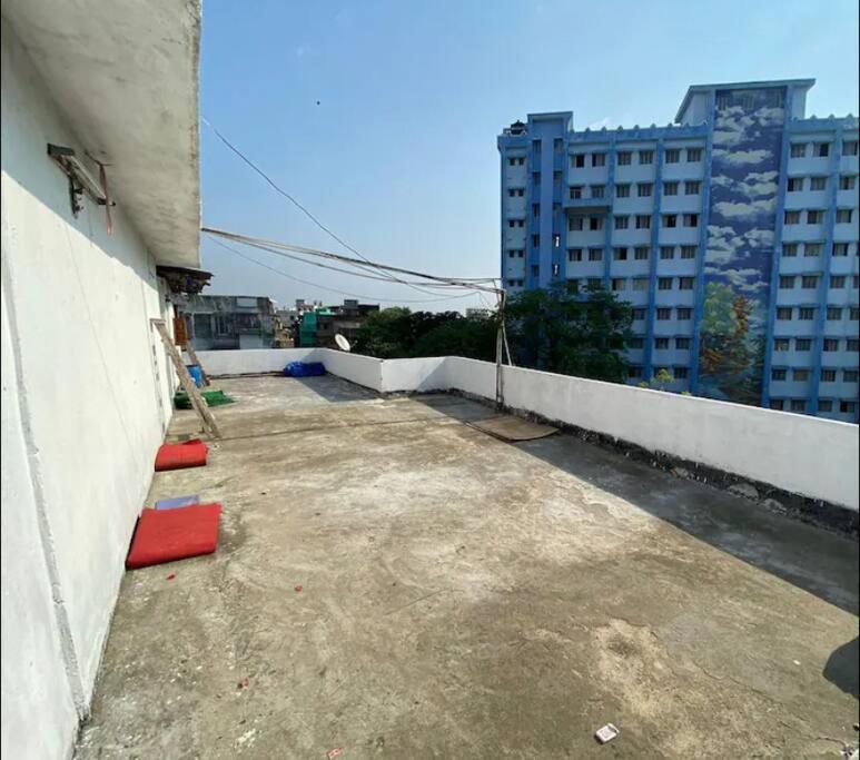 Stay in the Heart of the City! view 3