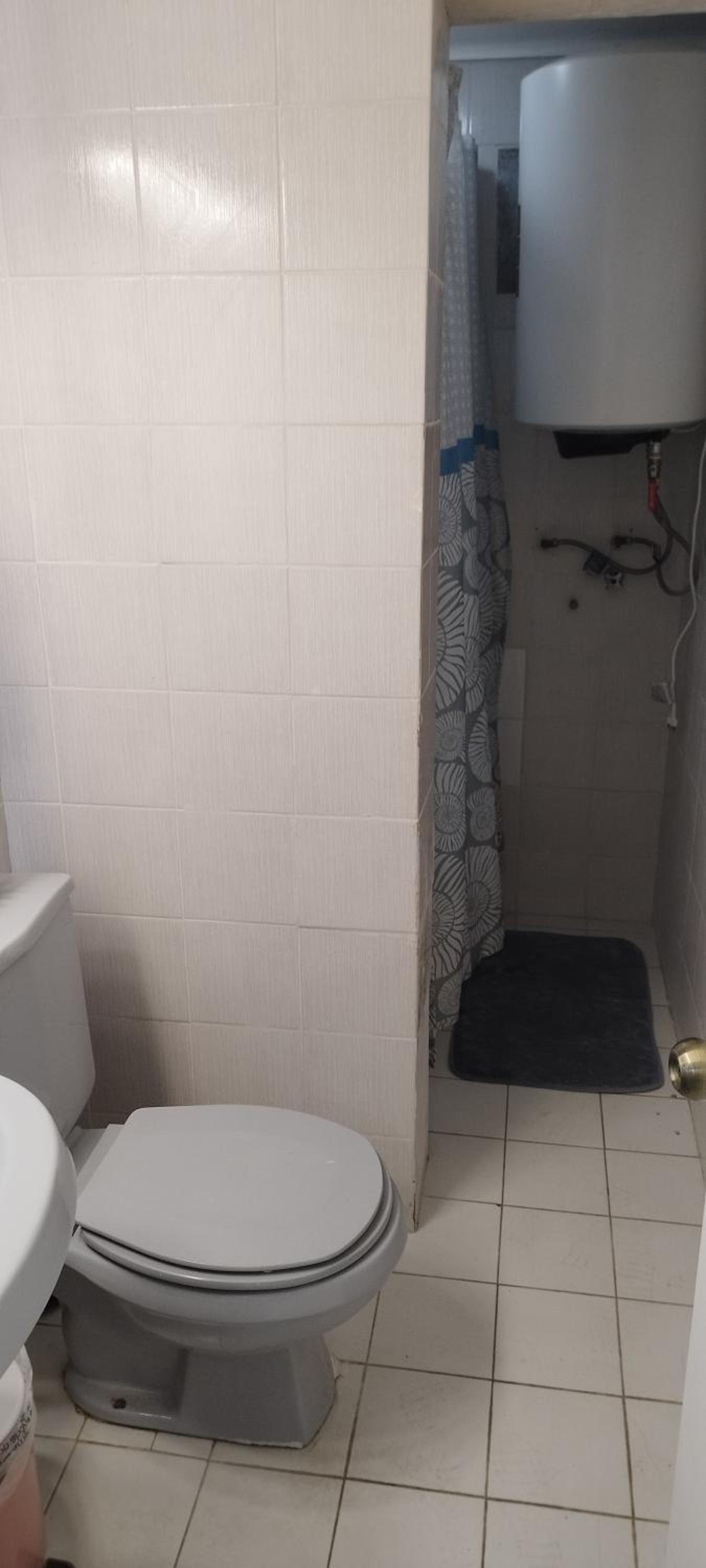 Moderno departamento con dormitorio y terraza con vista al mar y parrilla en Reñaca