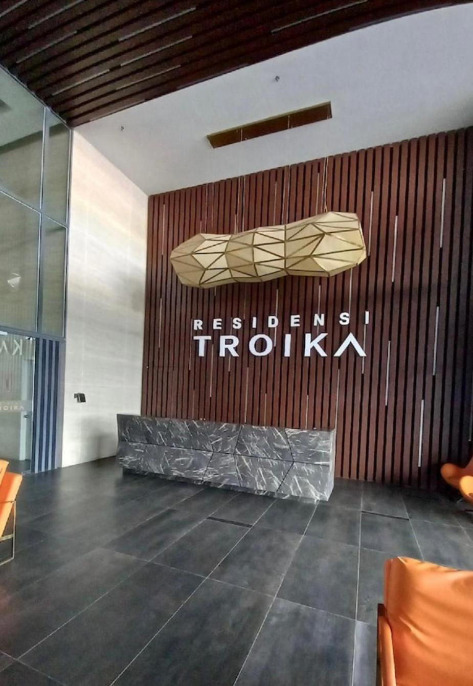 Affsyee Troika