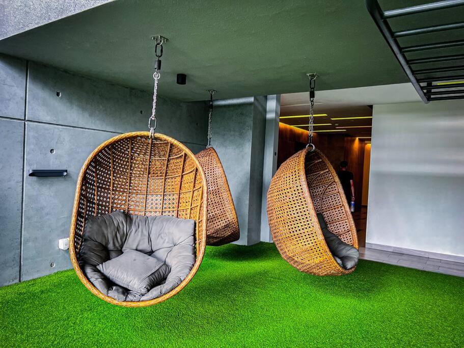 KLCC Ceylonz Suite by Serenestay