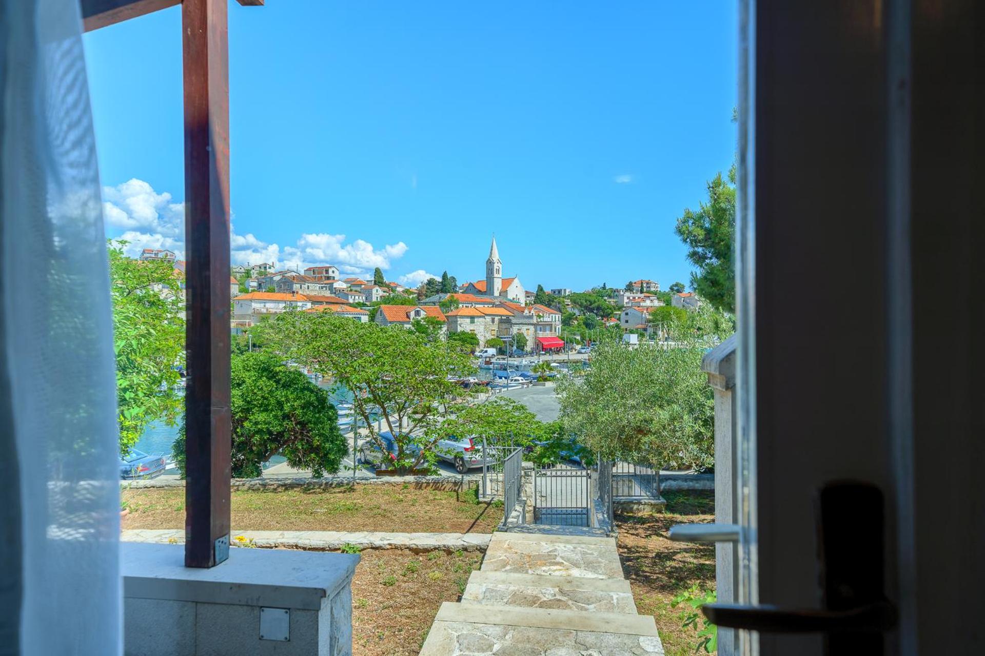 Villa Bonaca - Heated Pool, Harbour Views & Steps to Sea I Sumartin, Brač view 2