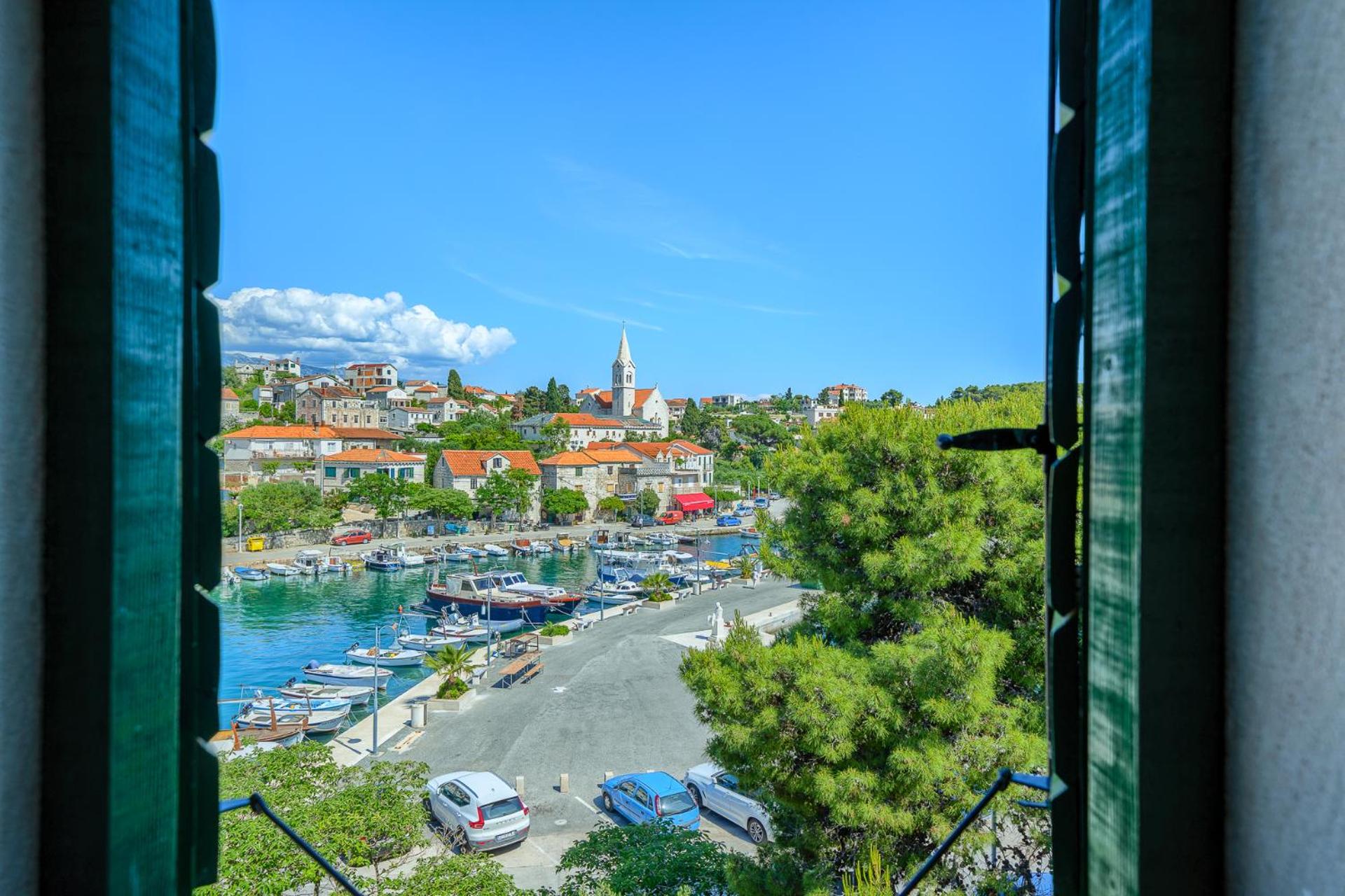 Villa Bonaca - Heated Pool, Harbour Views & Steps to Sea I Sumartin, Brač view 5