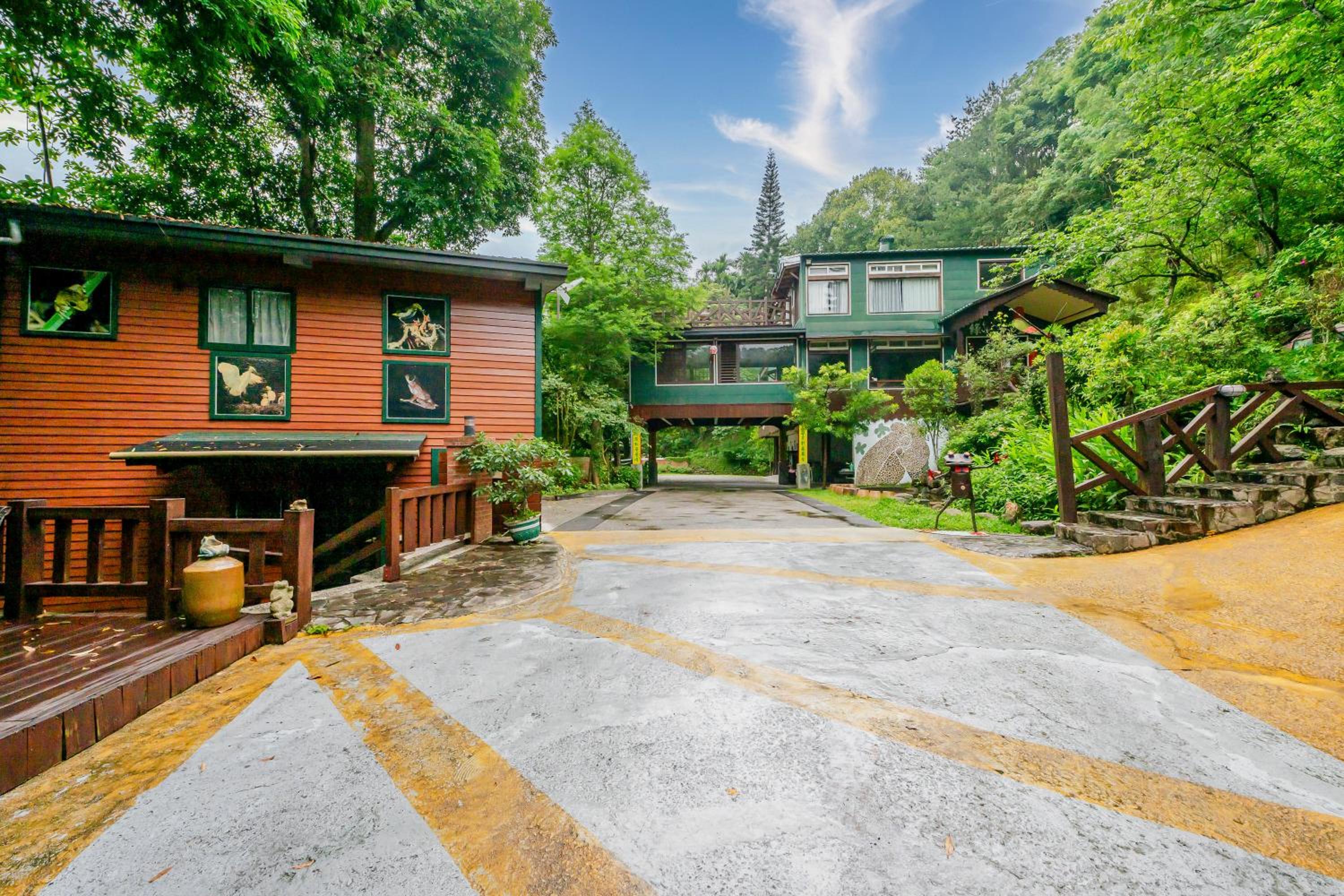 Nantou Taomi Woody house view 2