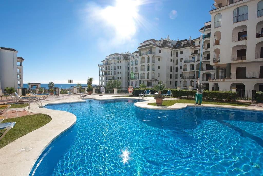 Marina de la Duquesa 819 view 4