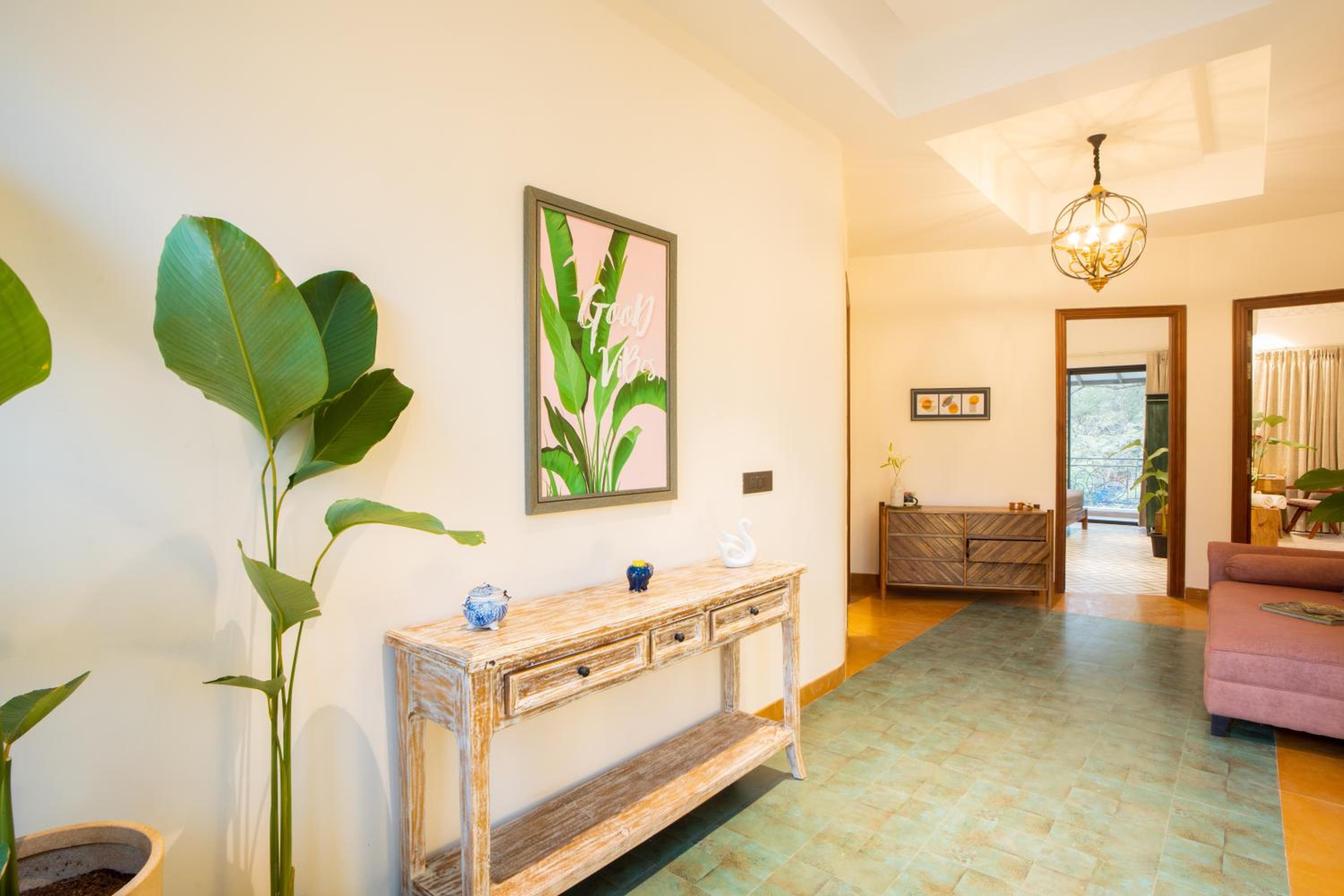 ELIVAAS 4 BHK with Pvt Pool & Garden - Laguna Quest view 4