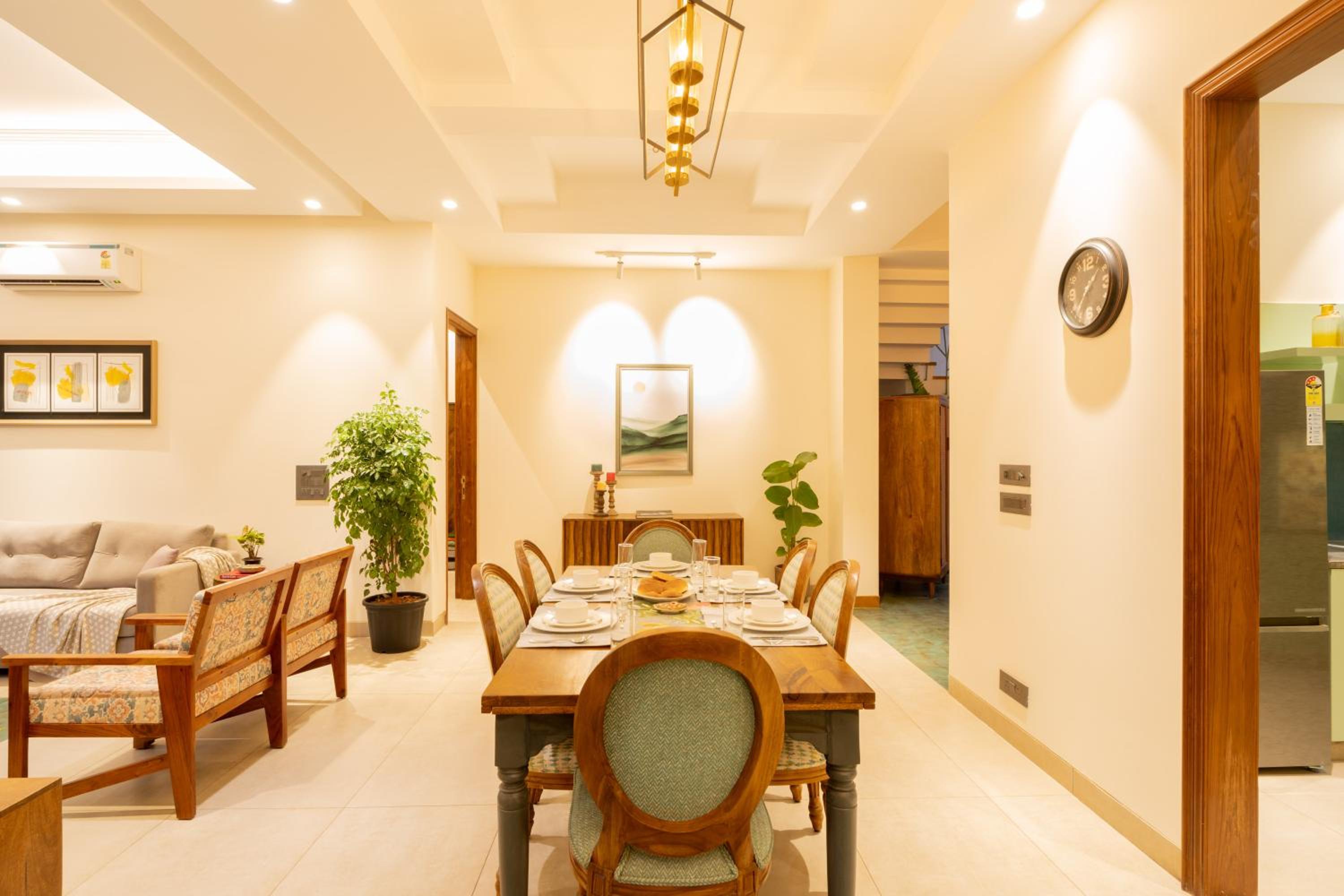 ELIVAAS 4 BHK with Pvt Pool & Garden - Laguna Quest view 3