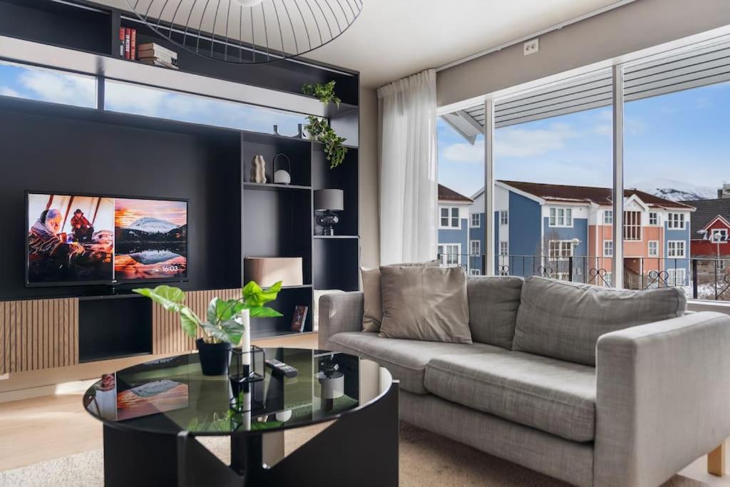 Stor og moderne leilighet view 5