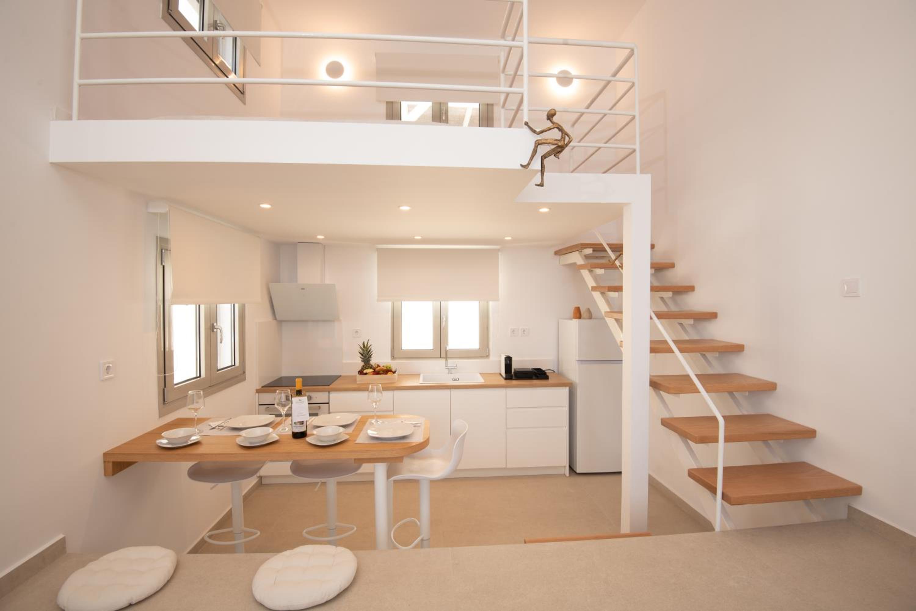 Mia Anasa - Luxury Suites view 3