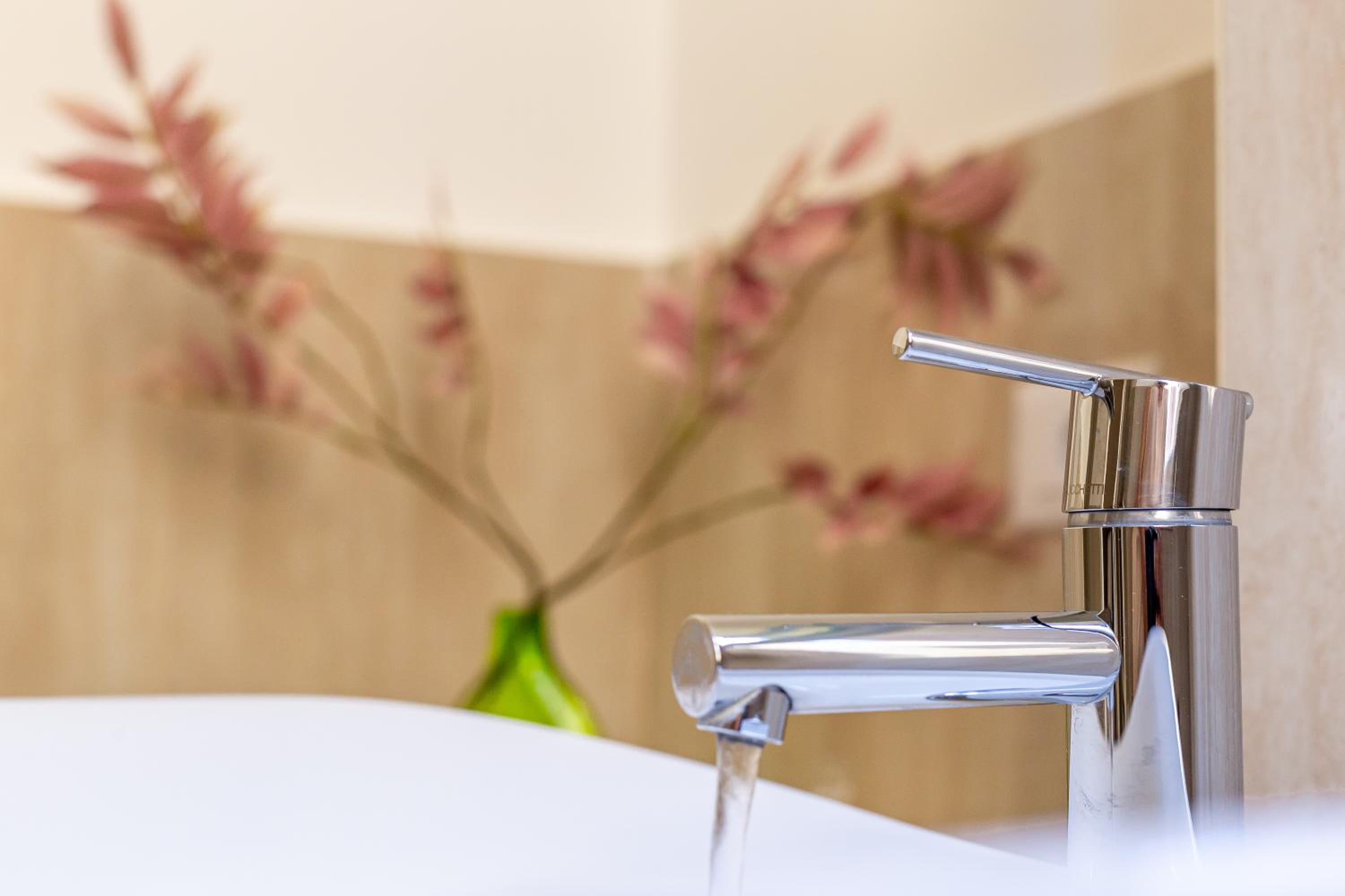 Spanish Steps Caesar Suites