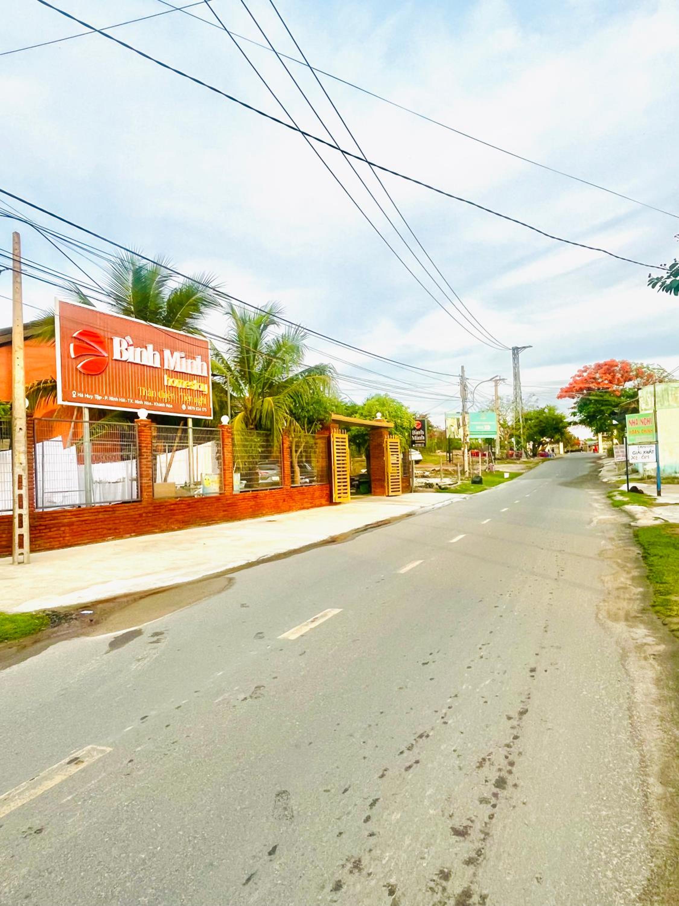 Bình Minh Homestay - Dốc Lết