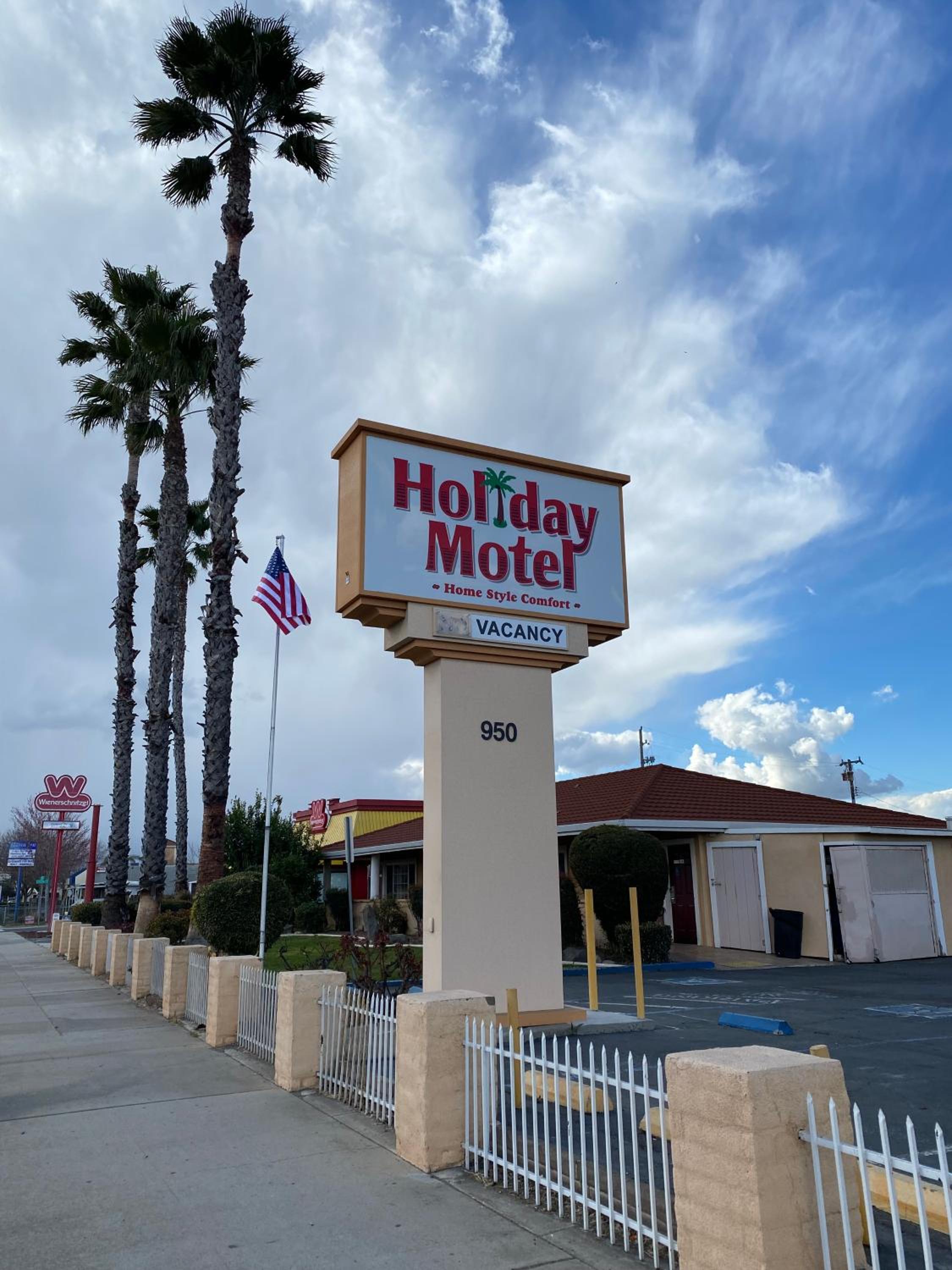 Holiday Motel Oakdale - Property Image 32