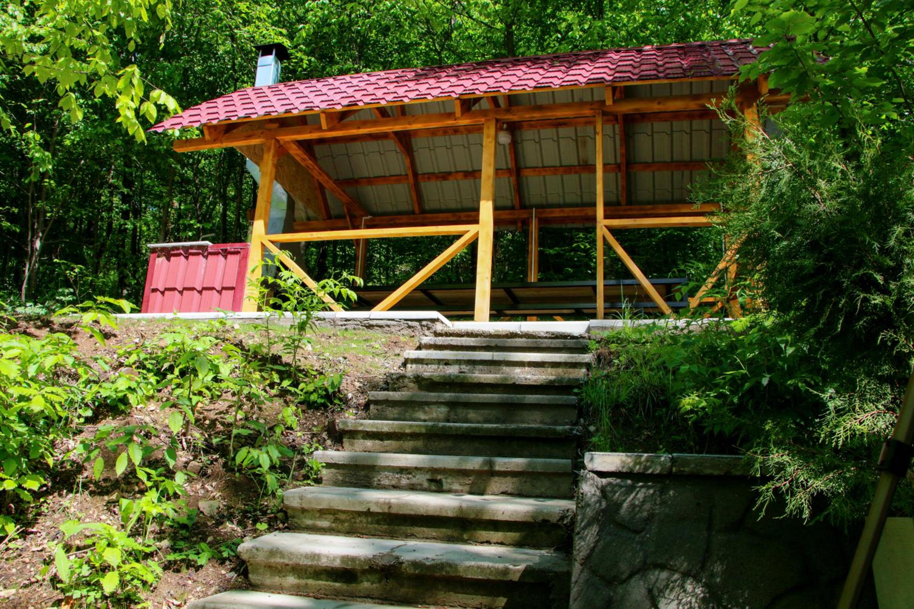 Peaceful 2 Bed I Forest Air I BBQ I Private I Cozy