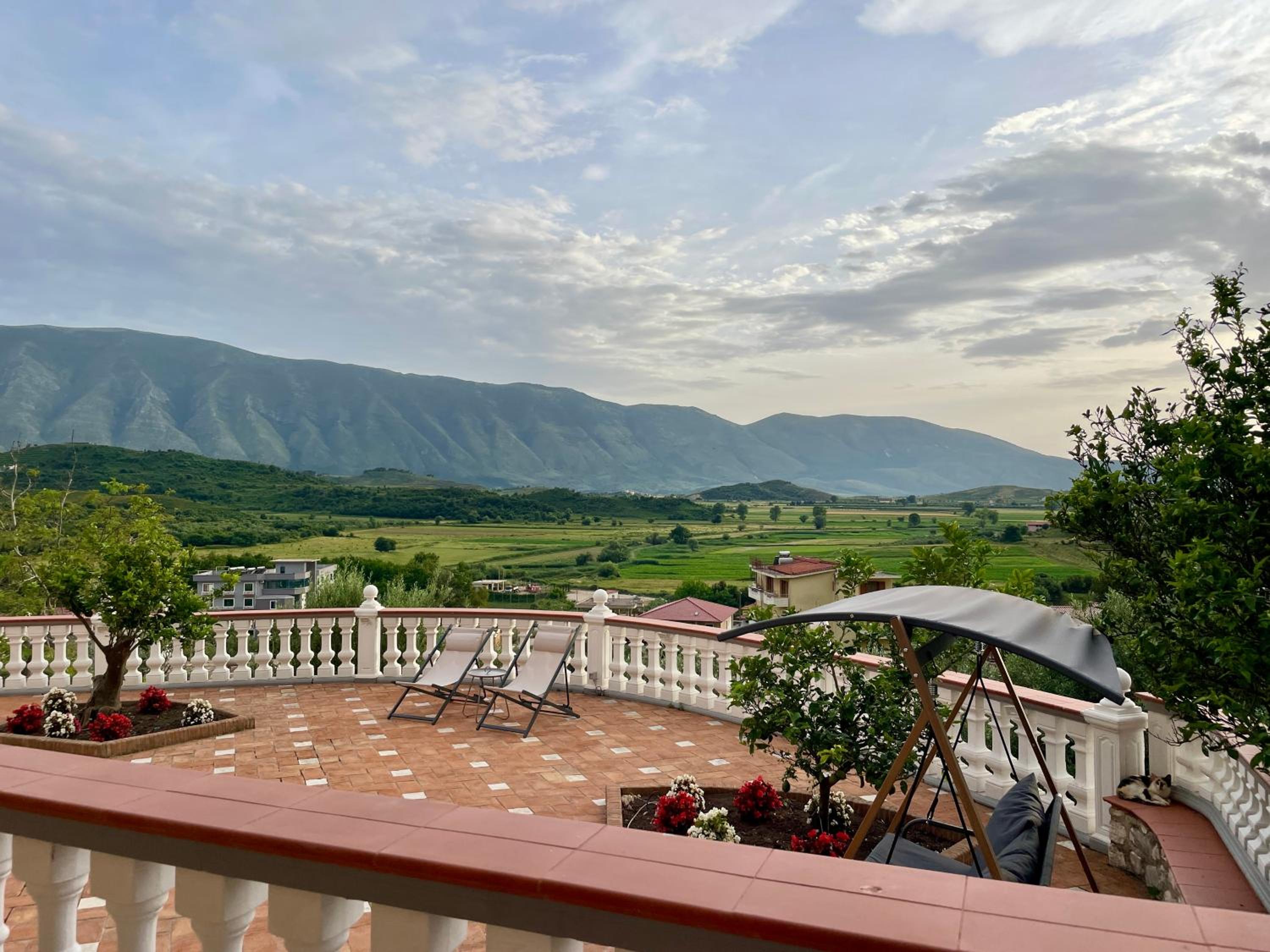 Villa Tragos