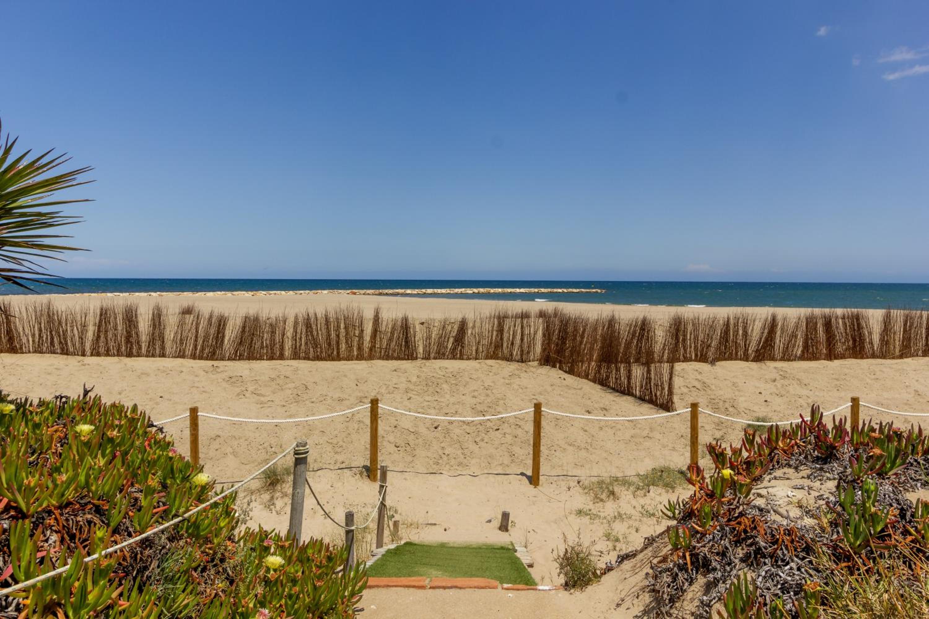 Apartamento Denia Deveses frente al mar