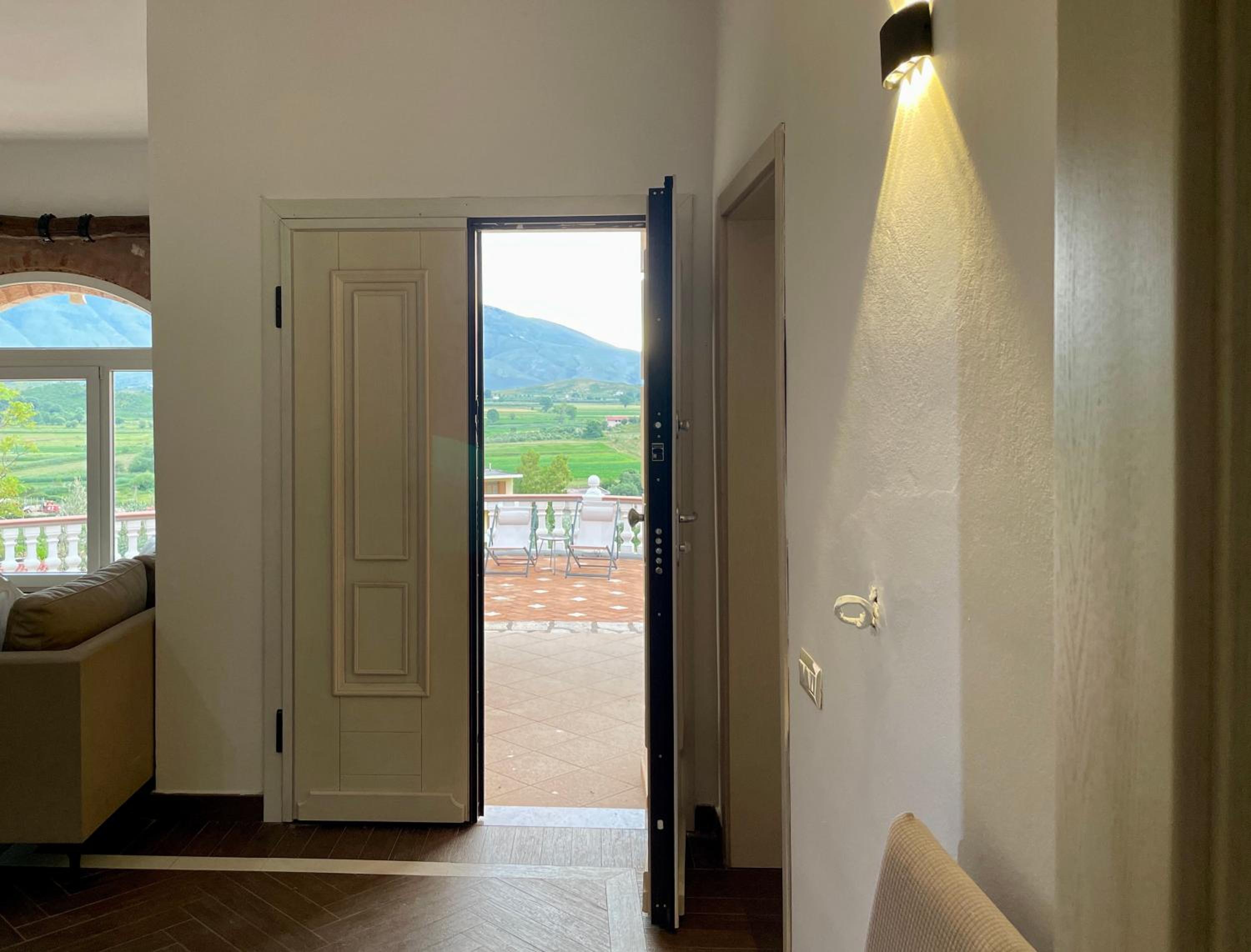 Villa Tragos