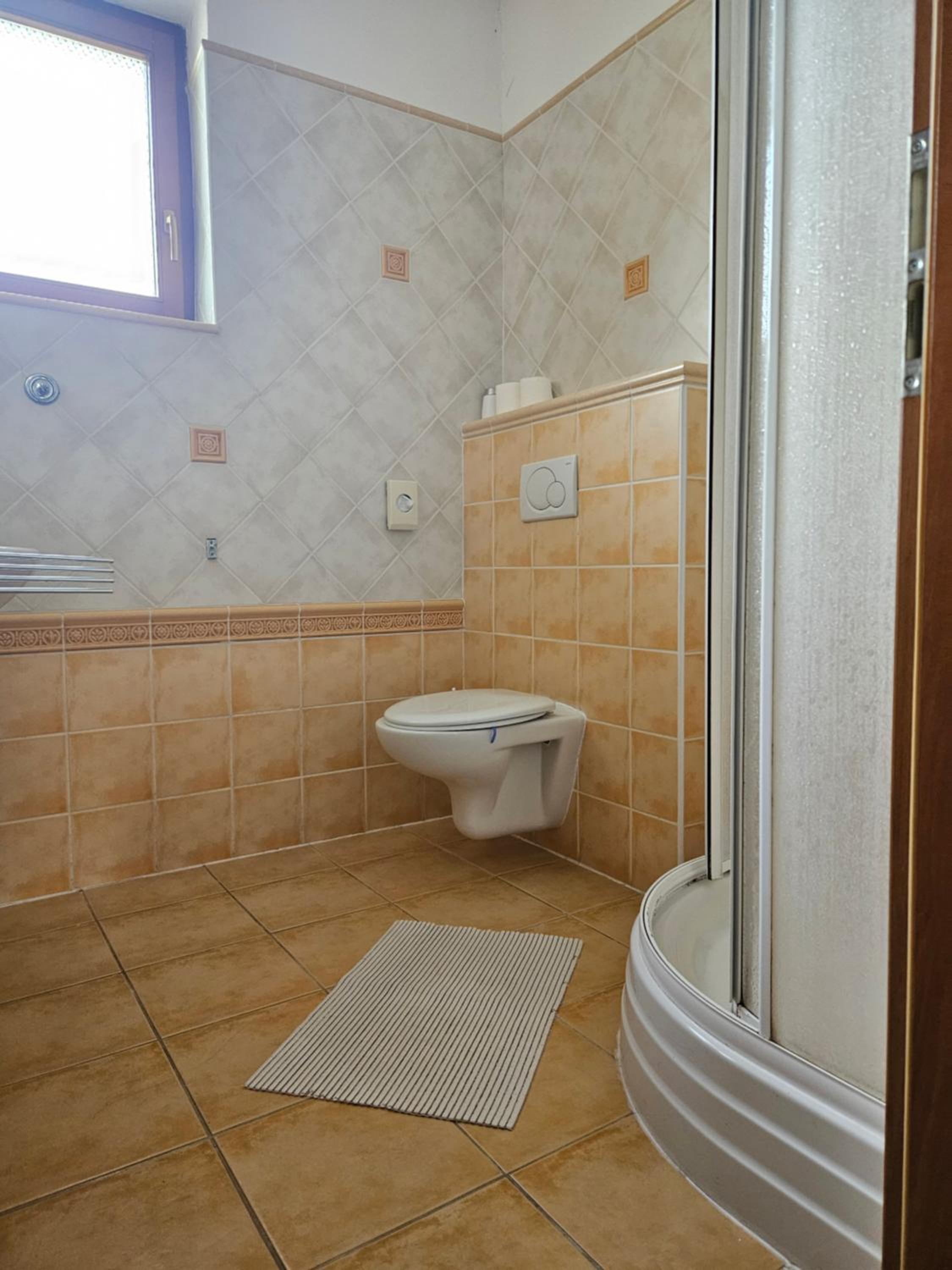 Photo 50