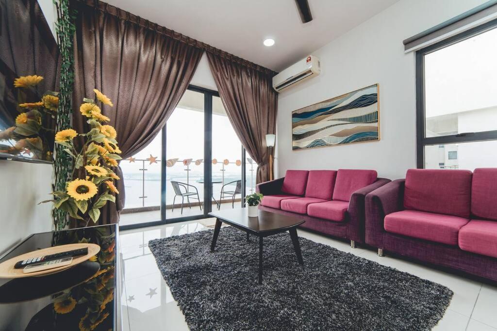 Danga Bay The Sunny Coast 3BR 8Pax by Our Stay