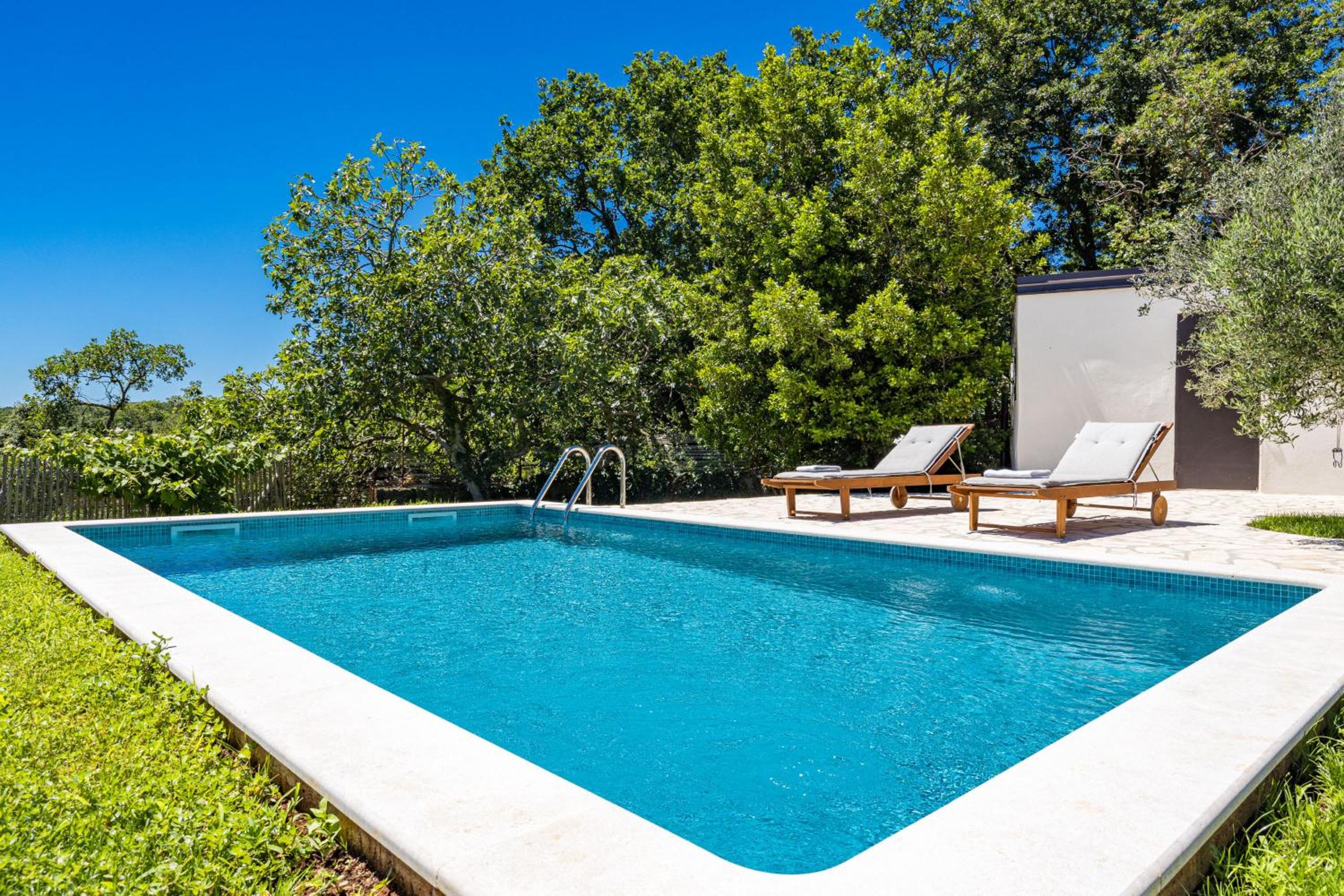 Casa Mirna for 7 people near Pula with sea view & only 2 km from the sea view 5