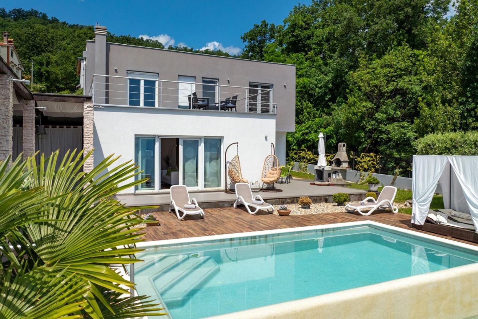 Sea view Villa Lina - with private pool, table tennis and pikado